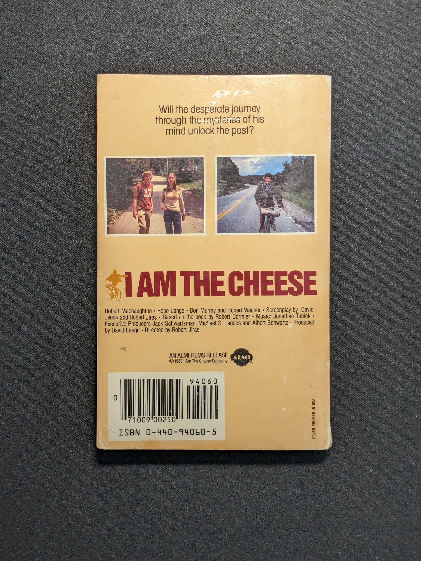 I Am the Cheese (Vintage Paperback Tie-In Edition) by Robert Cormier