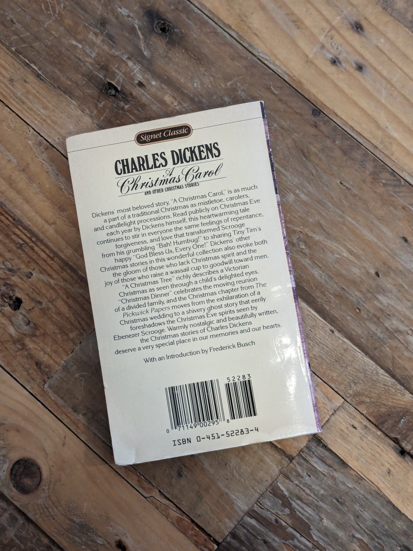 Christmas Carol, A (Signet Classics) by Charles Dickens - Vintage Paperback