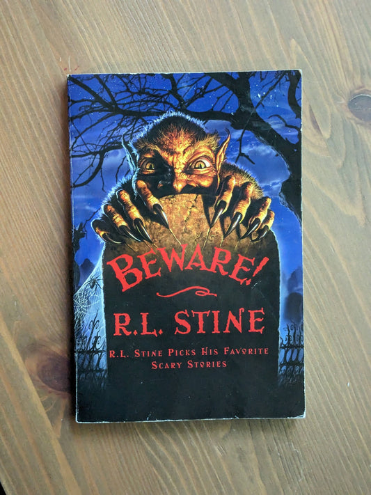 Beware! R.L. Stine Picks His Favorite Scary Stories (Vintage Paperback Anthology)