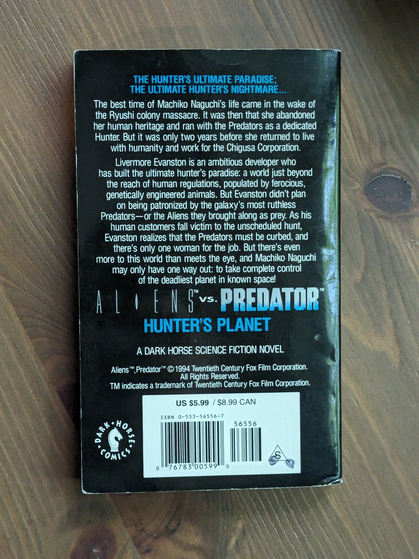 Hunter's Planet (Aliens VS Predator #2) by David Biscoff