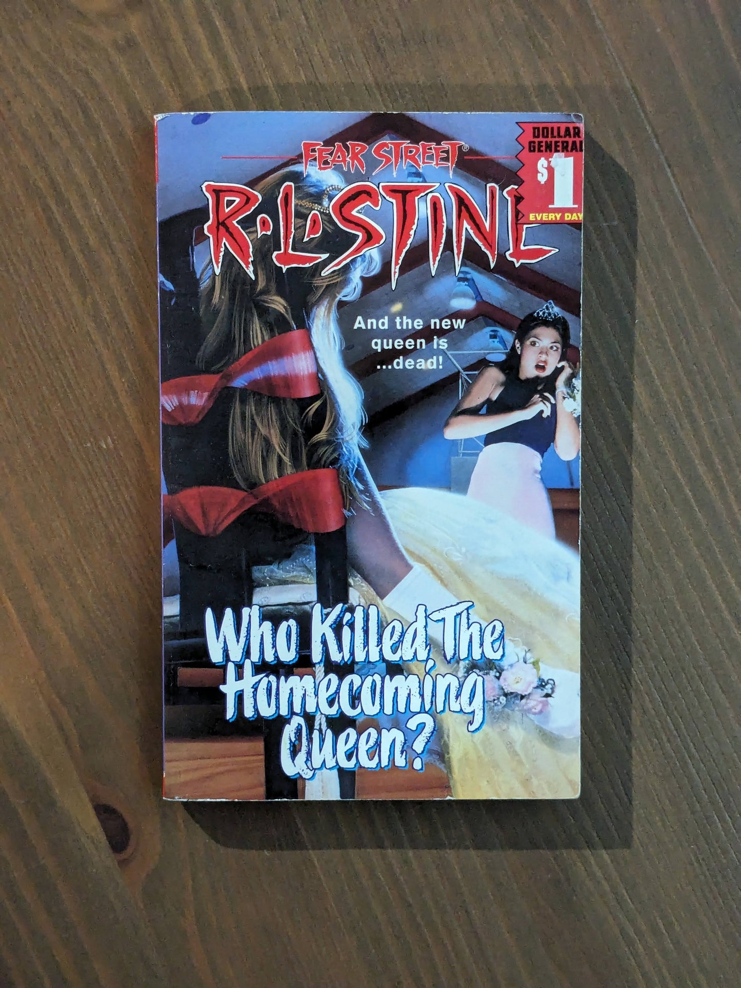 Who Killed the Homecoming Queen? (Fear Street #48) by R.L. Stine - Vintage Paperback