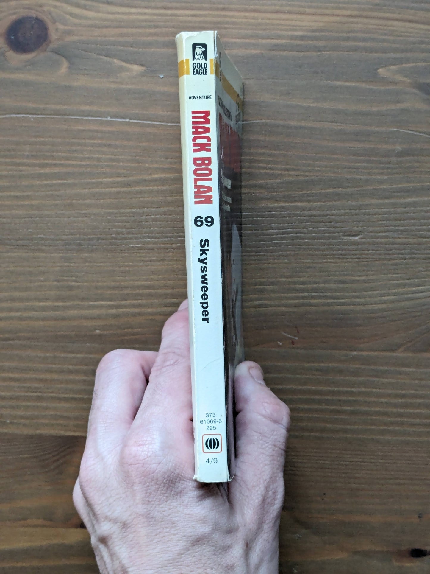 Skysweeper (Mack Bolan the Executioner #69) by Don Pendleton - Vintage Paperback