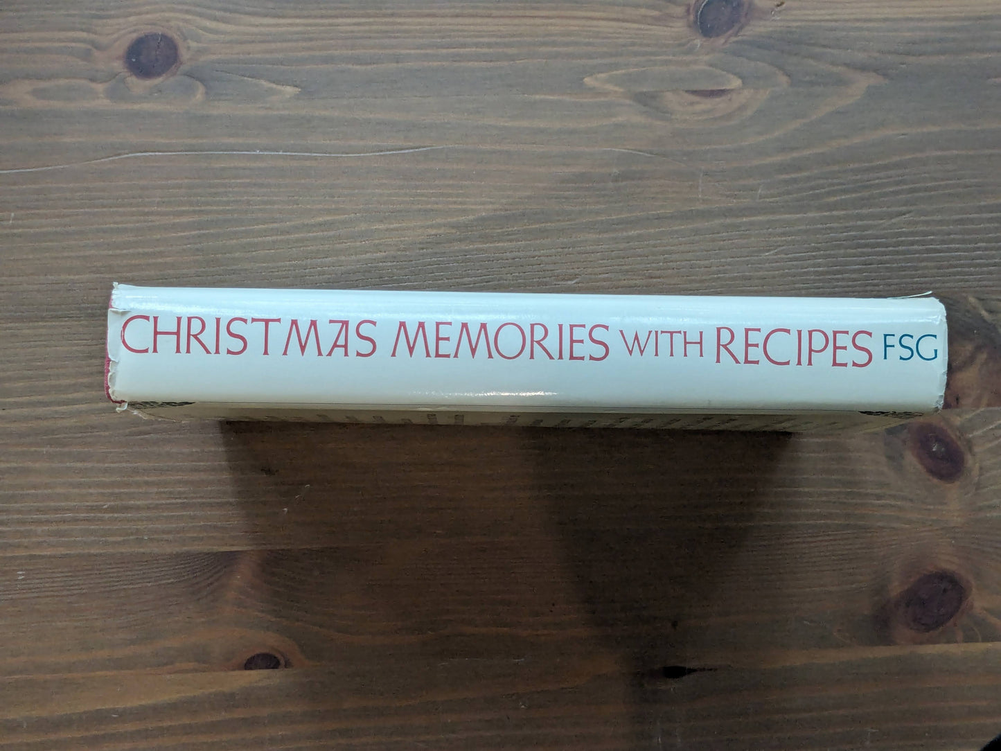 Christmas Memories With Recipes (Vintage Hardcover) by Julia Child (Editor)