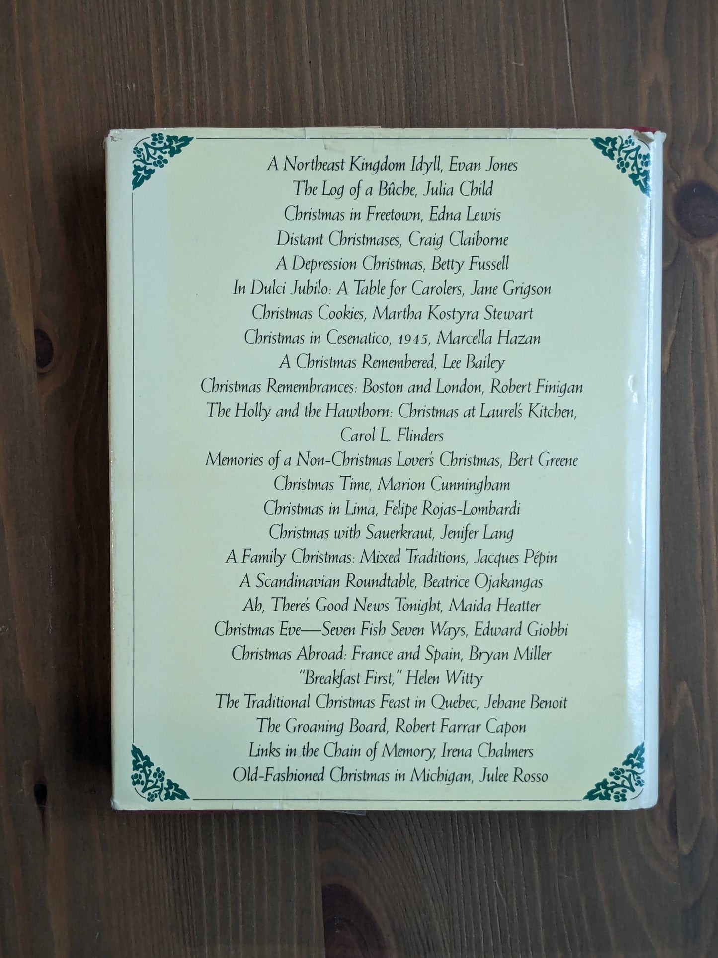 Christmas Memories With Recipes (Vintage Hardcover) by Julia Child (Editor)