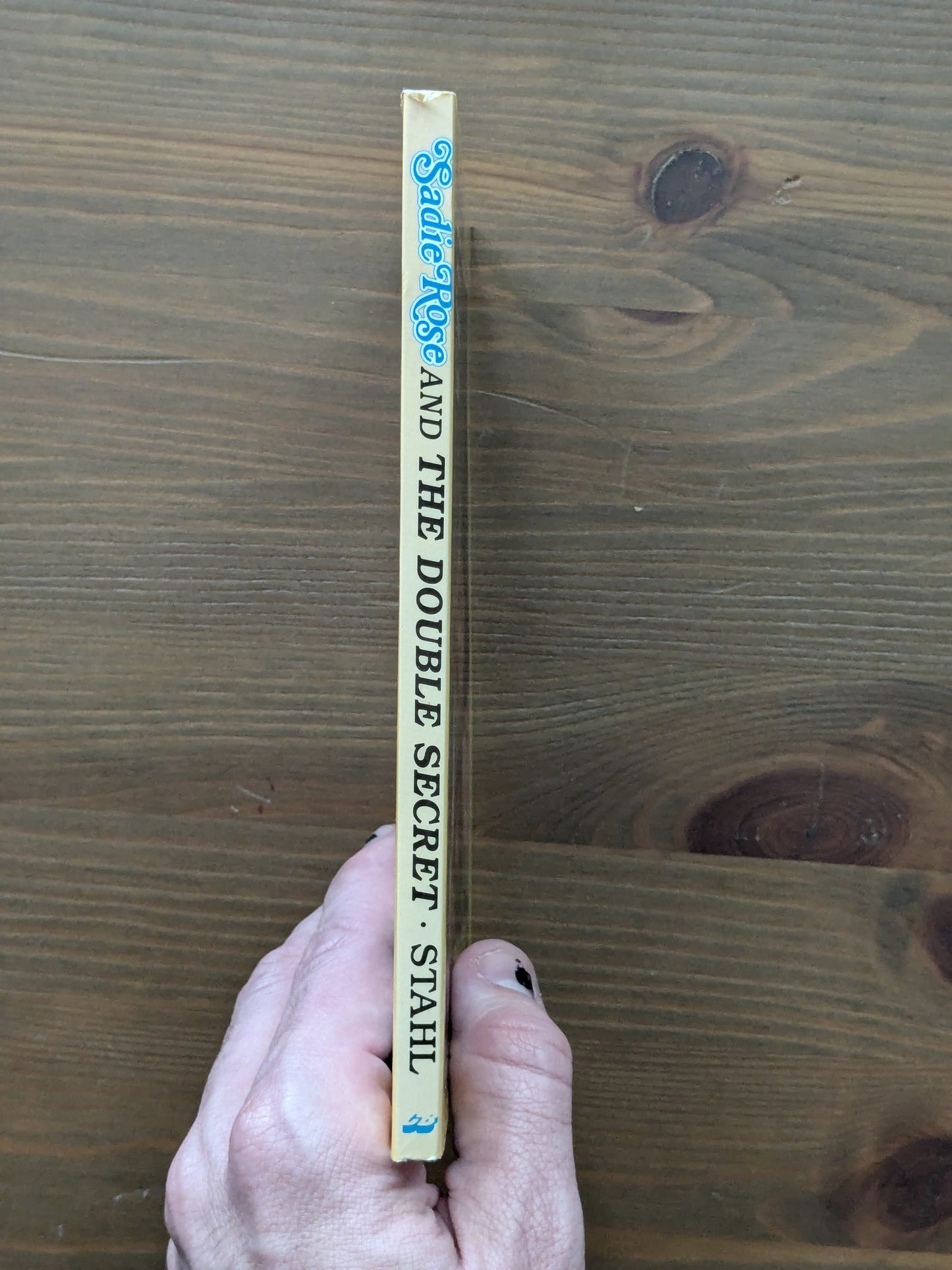 Sadie Rose and the Double Secret (Sadie Rose Adventure #4) by Hilda Stahl - Vintage Paperback