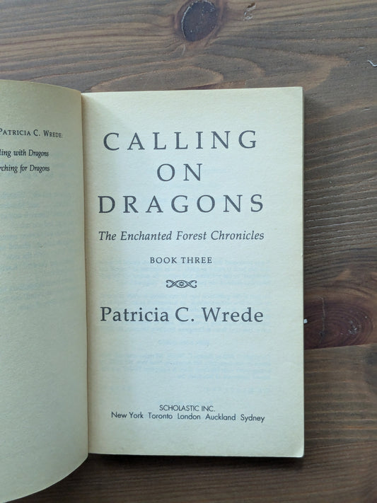 Calling on Dragons (Enchanted Forest Chronicles #3) by Patricia C. Wrede - Vintage Paperback