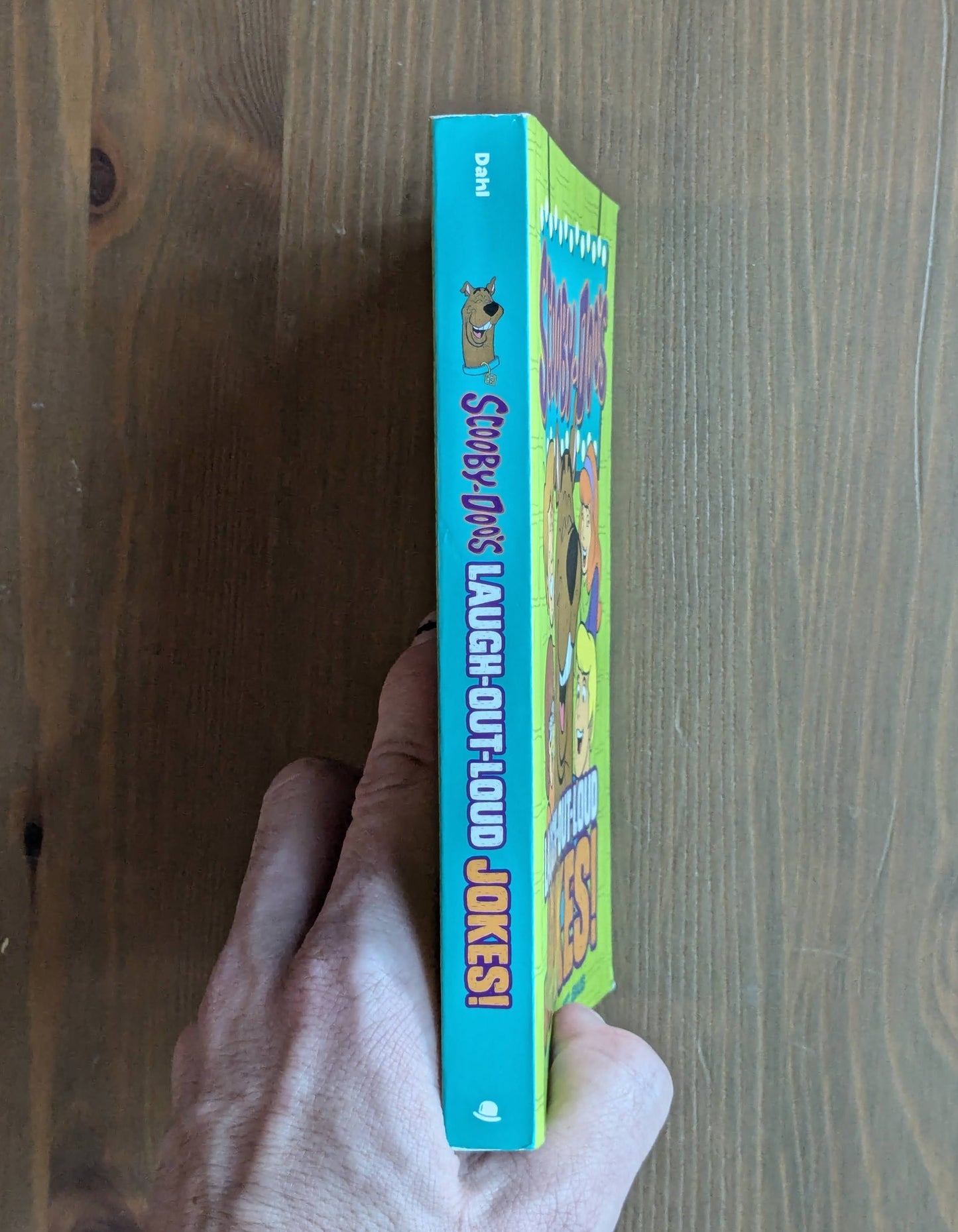 Scooby-Doo's Laugh-Out-Loud Jokes! (Vintage Paperback) by Michael Dahl, Scott Jeralds (Illustrator)