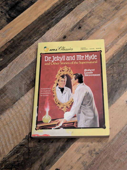 Strange Case of Dr. Jekyll and Mr. Hyde and Other Stories of the Supernatural (Apple Classics) Vintage Paperback