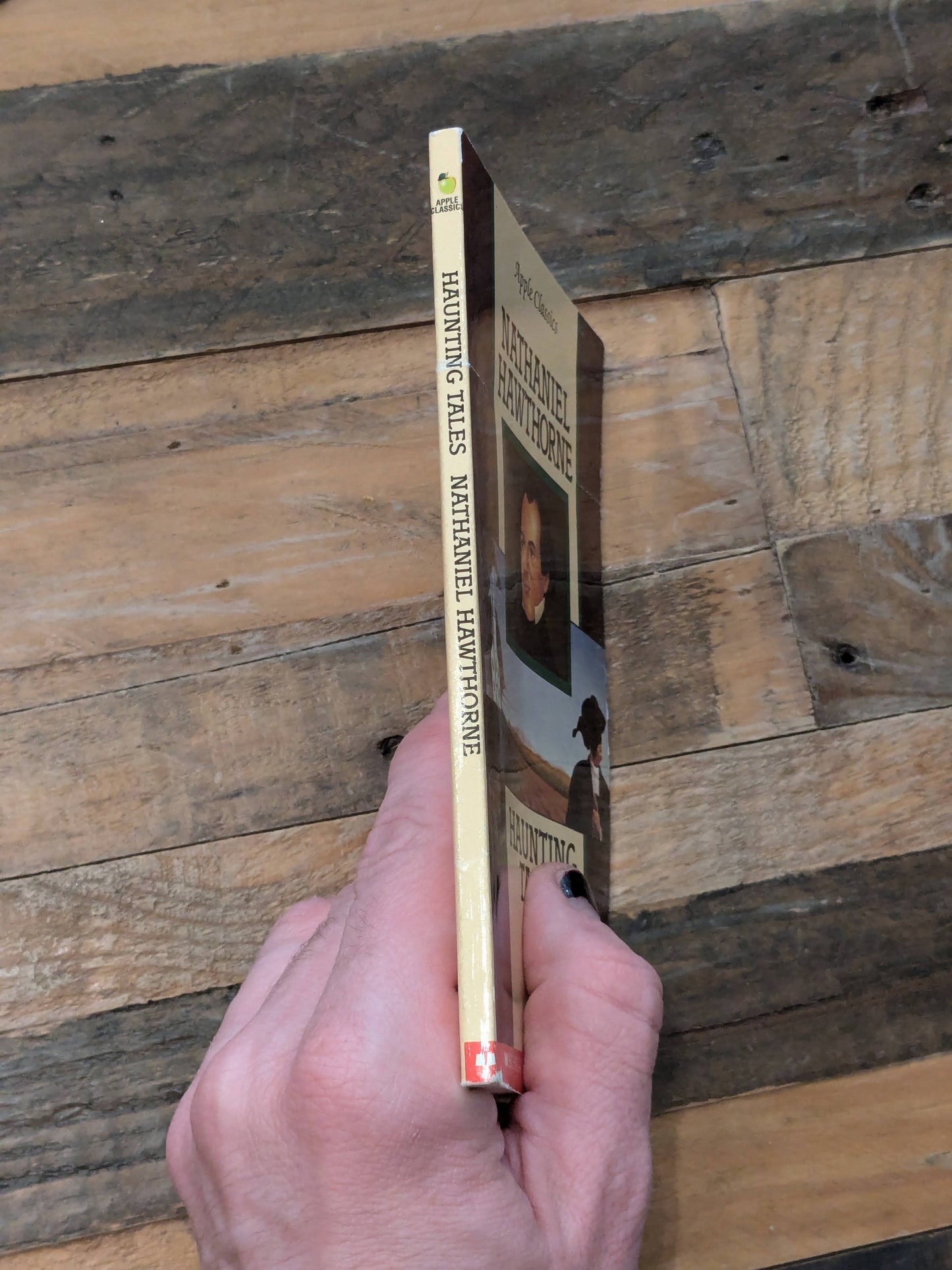 Haunting Tales (Paperback) by Nathaniel Hawthorne