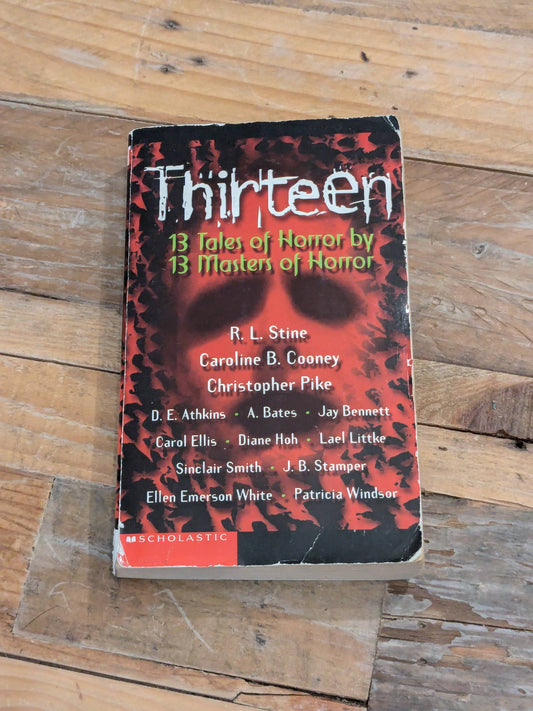 Thirteen: 13 Tales of Horror by 13 Masters of Horror (Vintage Paperback) Point Horror Anthology