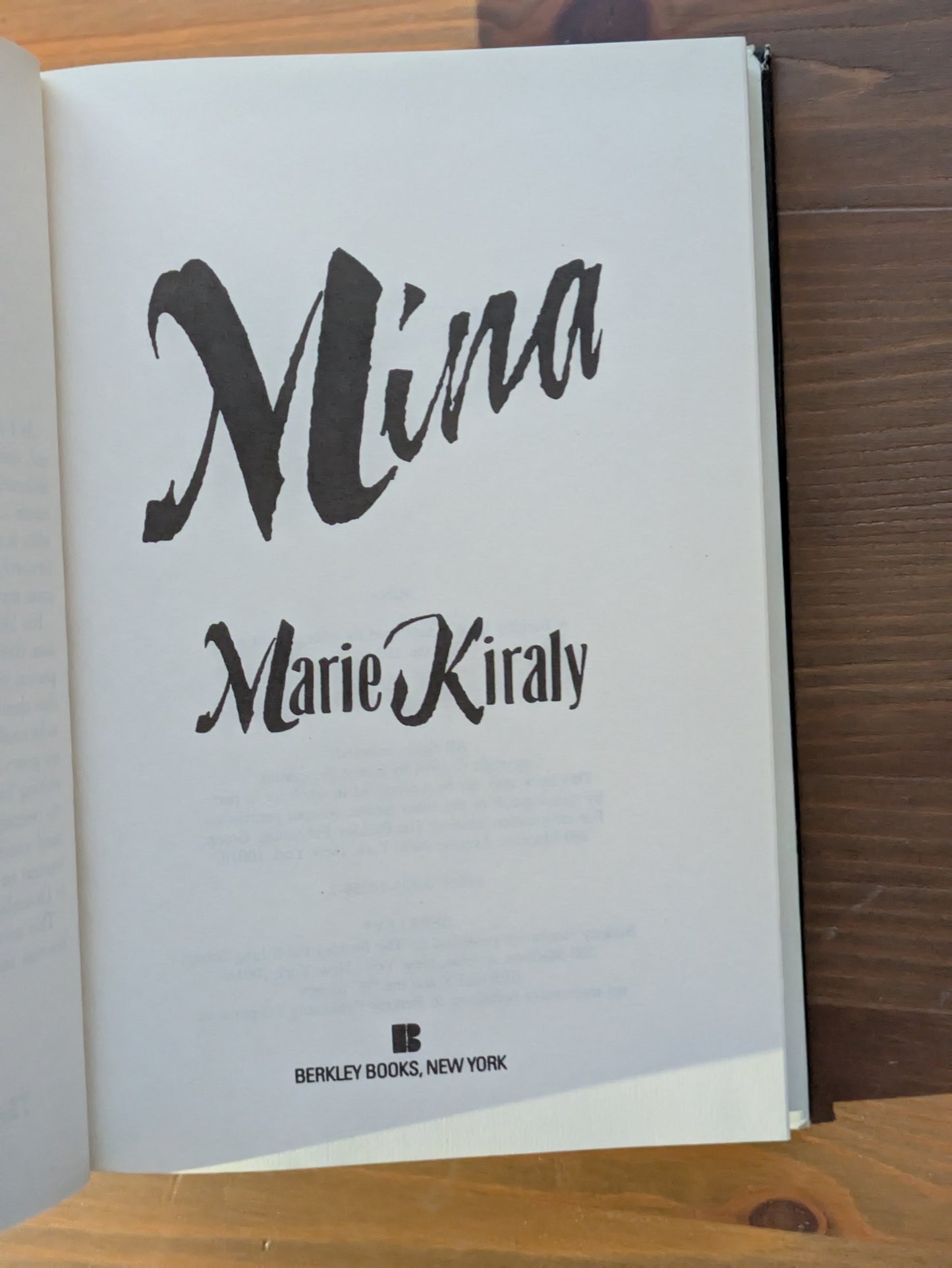 Mina: The Dracula Story Continues (Vintage Hardcover) by Marie Kiraly