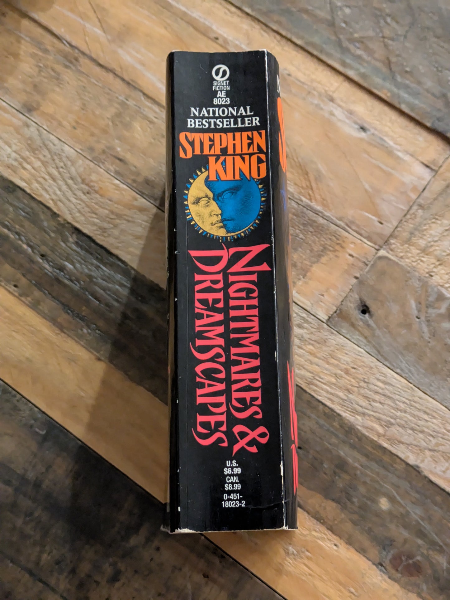 Nightmares and Dreamscapes (Vintage Paperback) by Stephen King