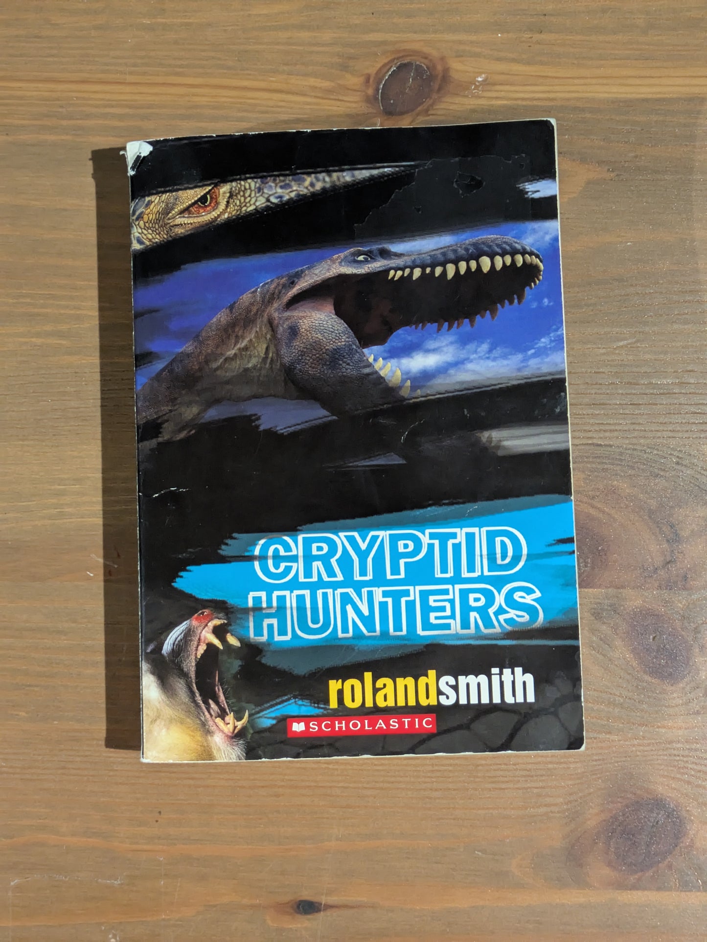 Cryptid Hunters (Marty and Grace #1) by Roland Smith - Vintage Paperback