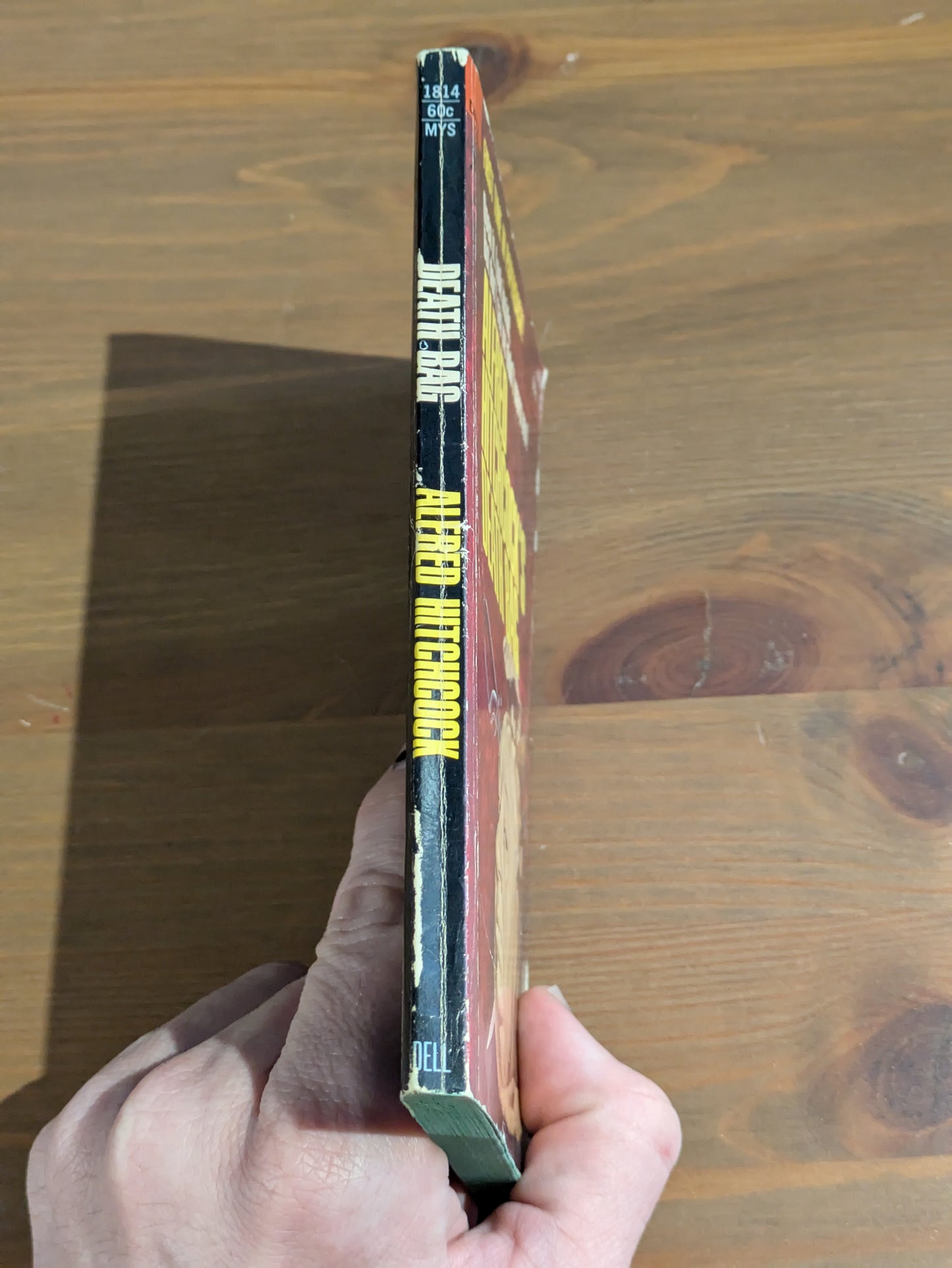 Death Bag (Alfred Hitchcock Presents) Vintage Anthology Paperback