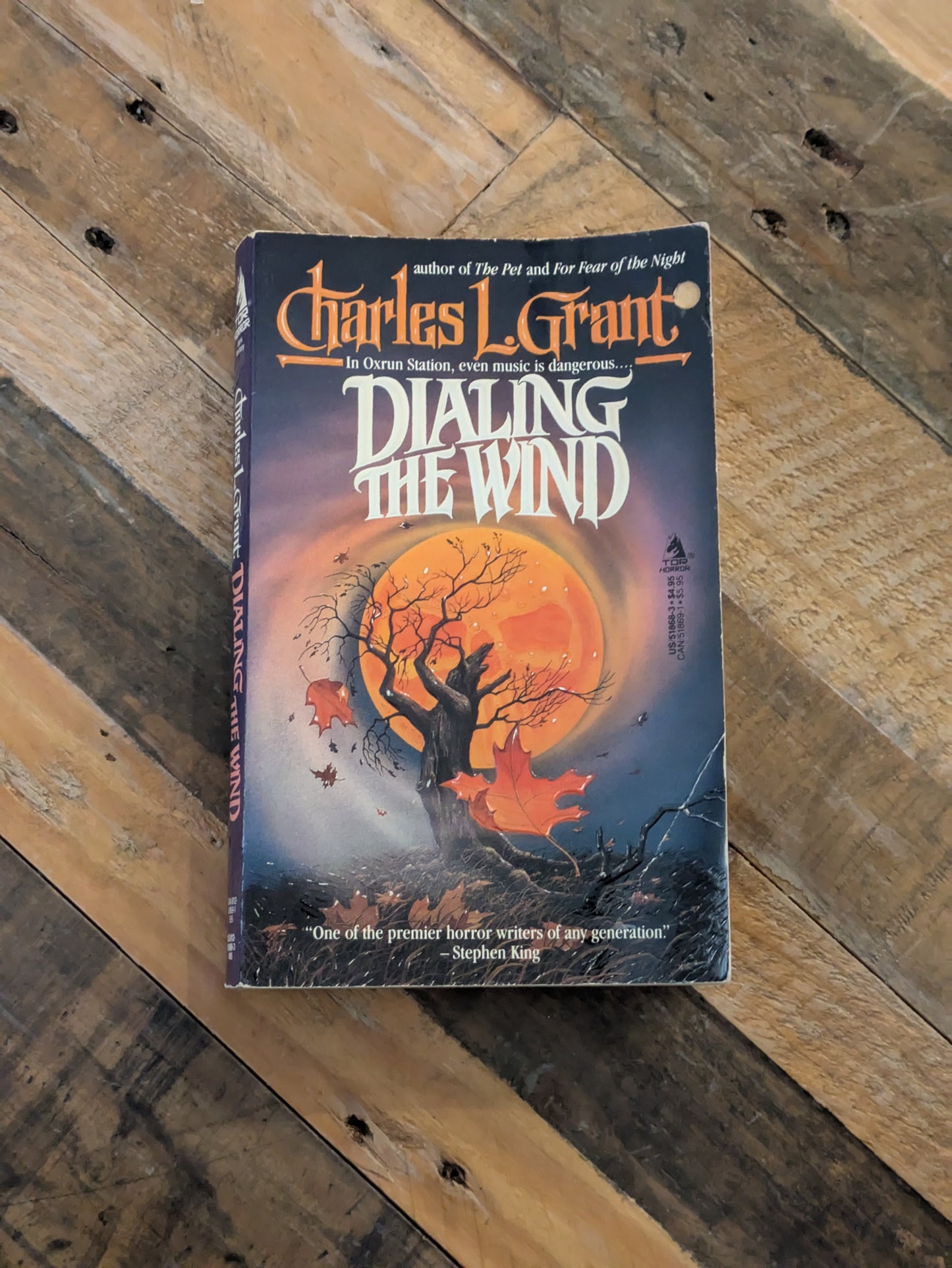 Dialing the Wind (Oxrun Station #11) by Charles L. Grant - Vintage Paperback