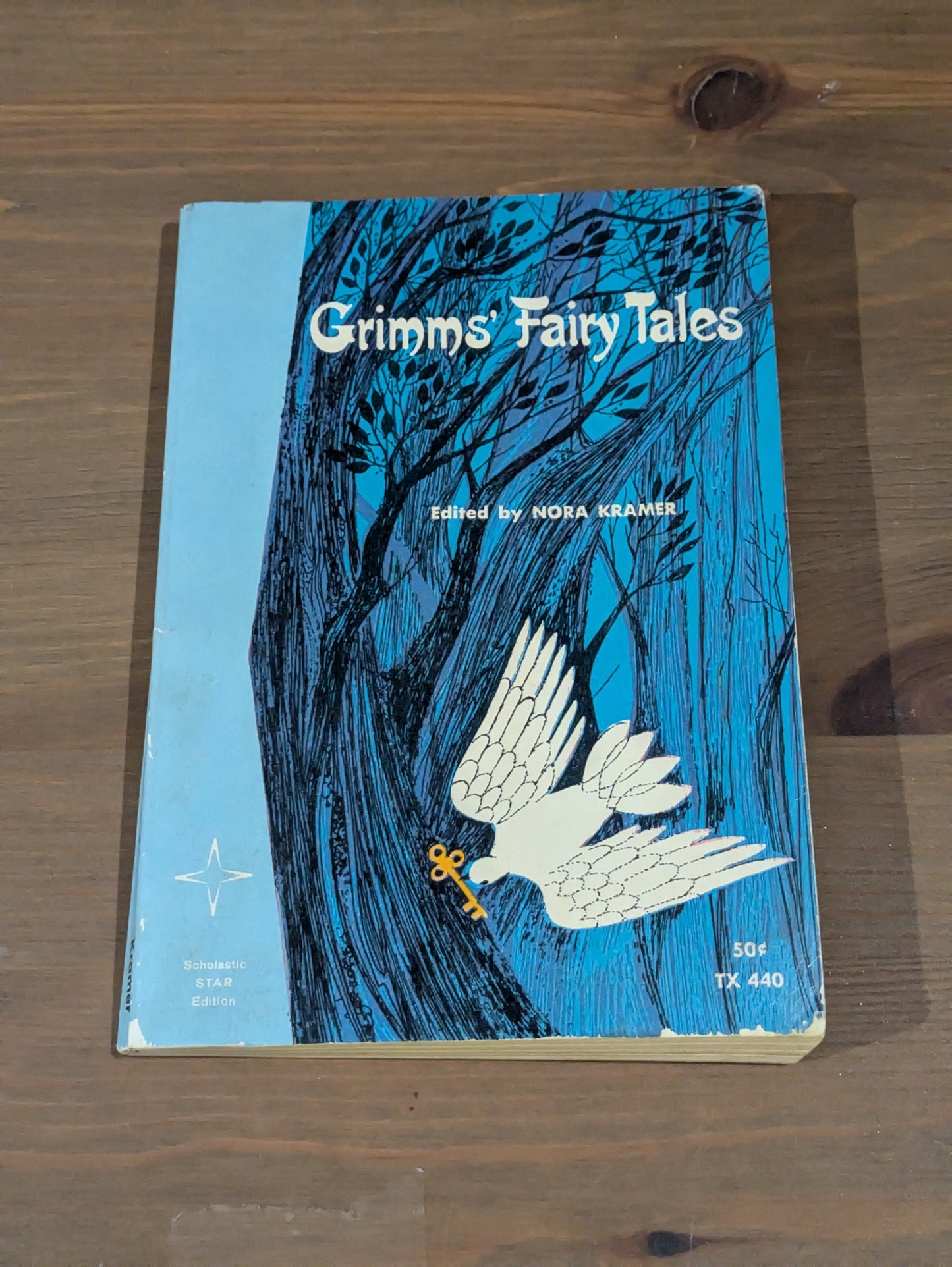 Grimm's Fairy Tales (Scholastic Star Edition) Vintage Paperback