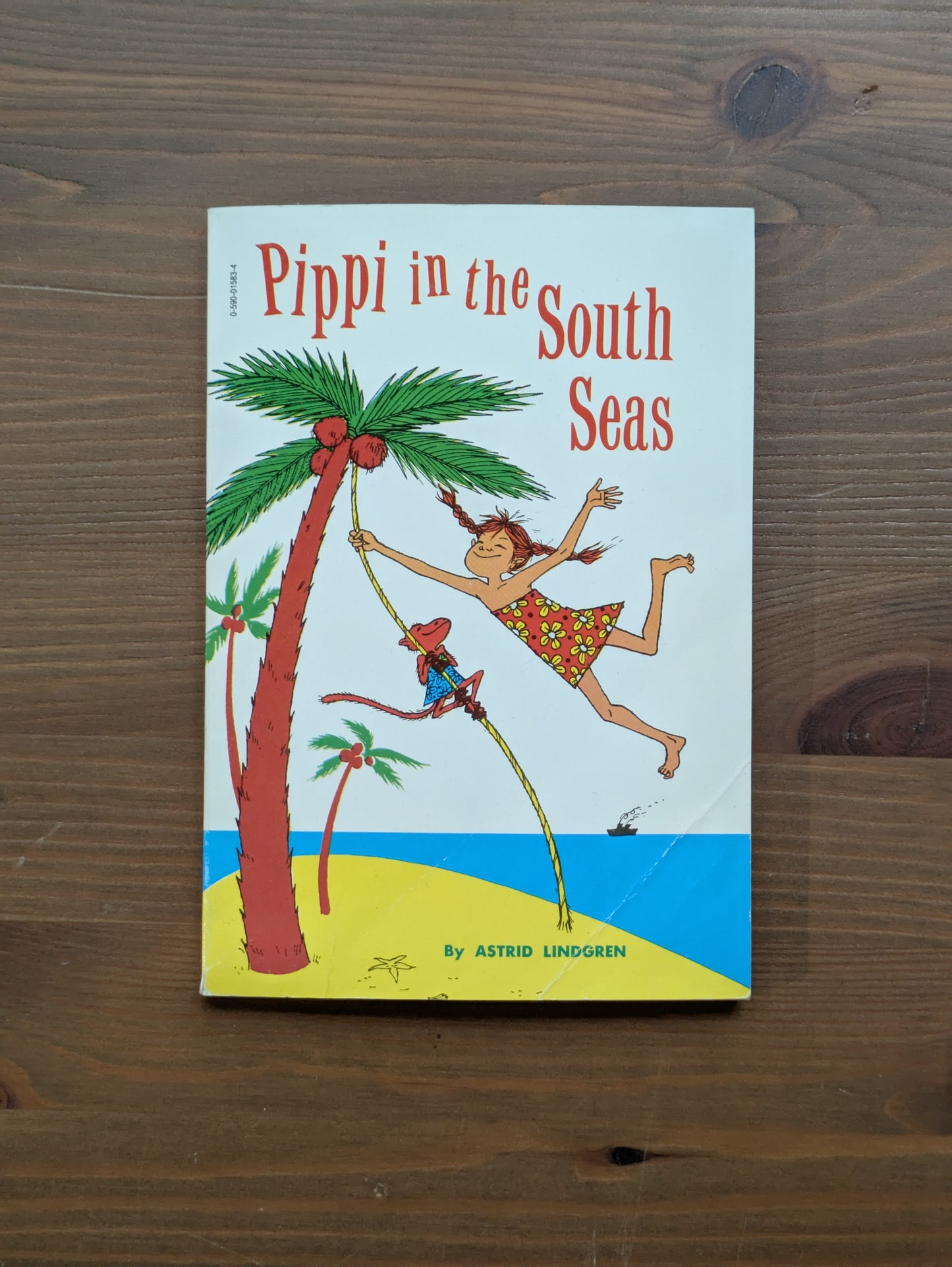 Pippi in the South Seas (Vintage Paperback) by Astrid Lindgren