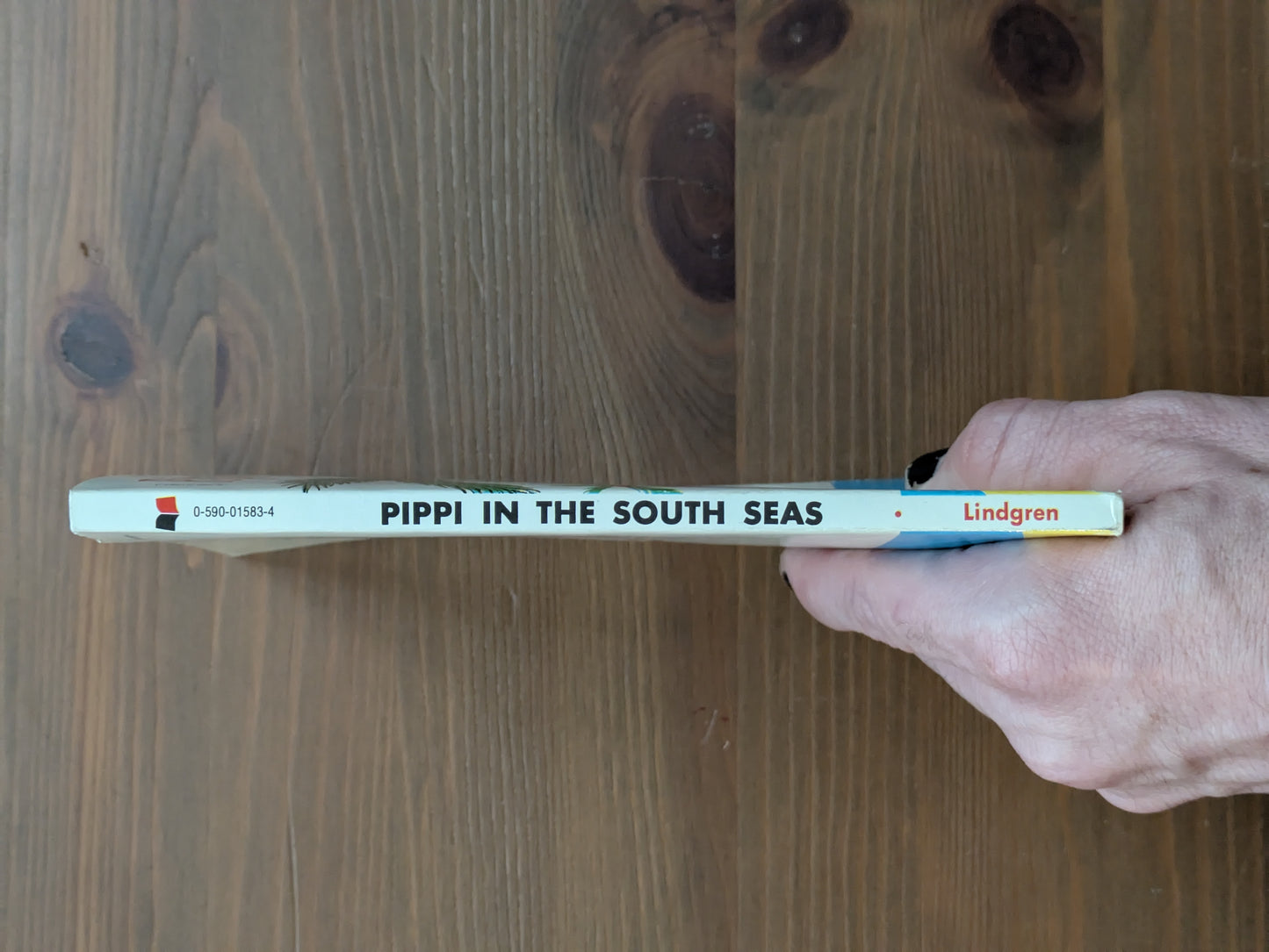 Pippi in the South Seas (Vintage Paperback) by Astrid Lindgren