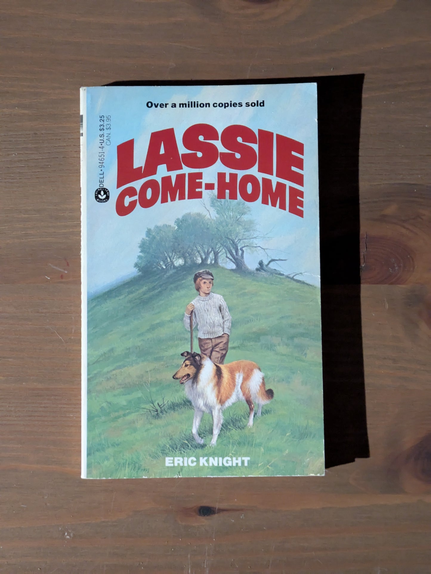 Lassie Come Home (Vintage Paperback) by Eric Knight