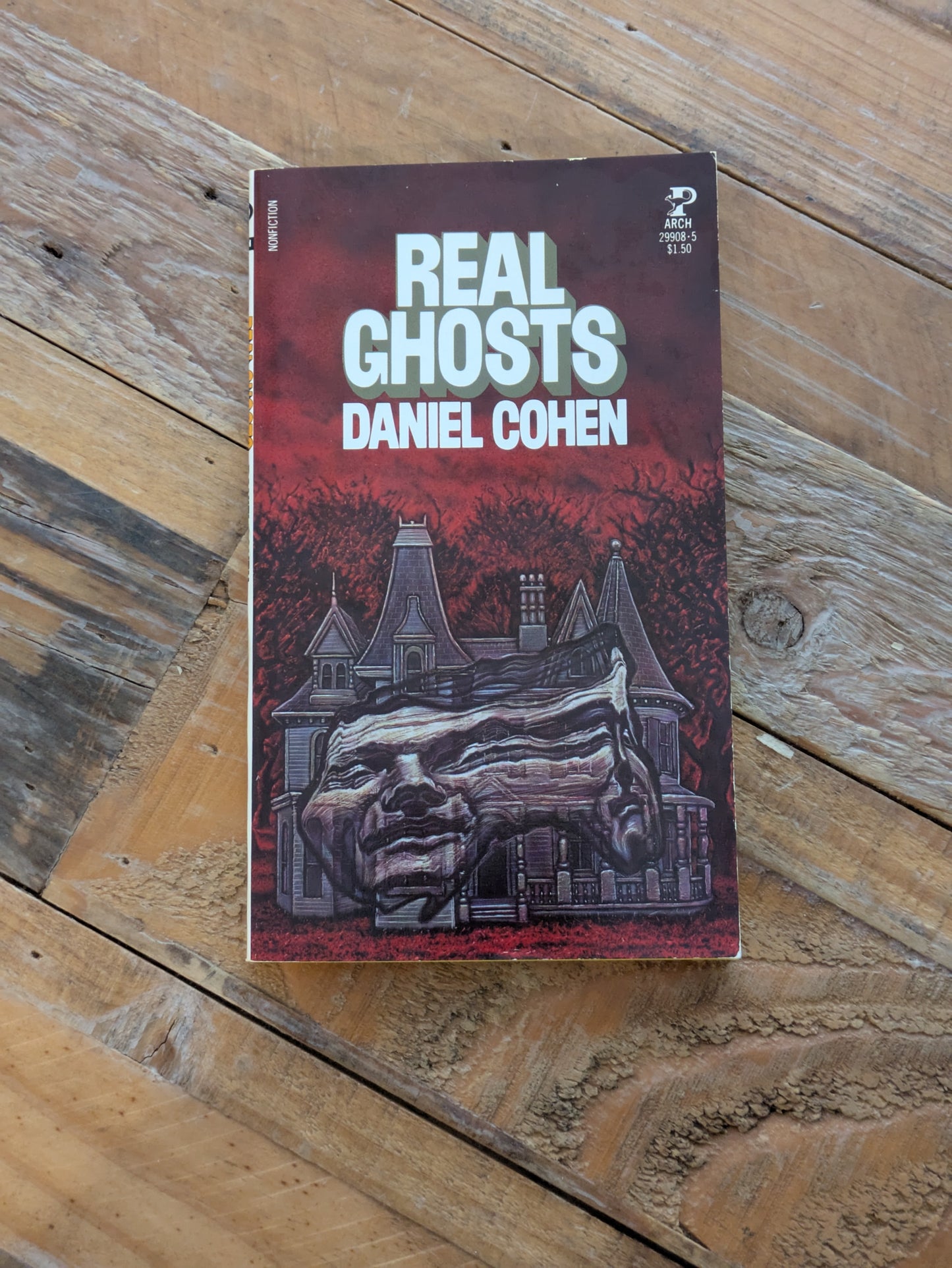 Real Ghosts (Vintage Paperback) by Daniel Cohen