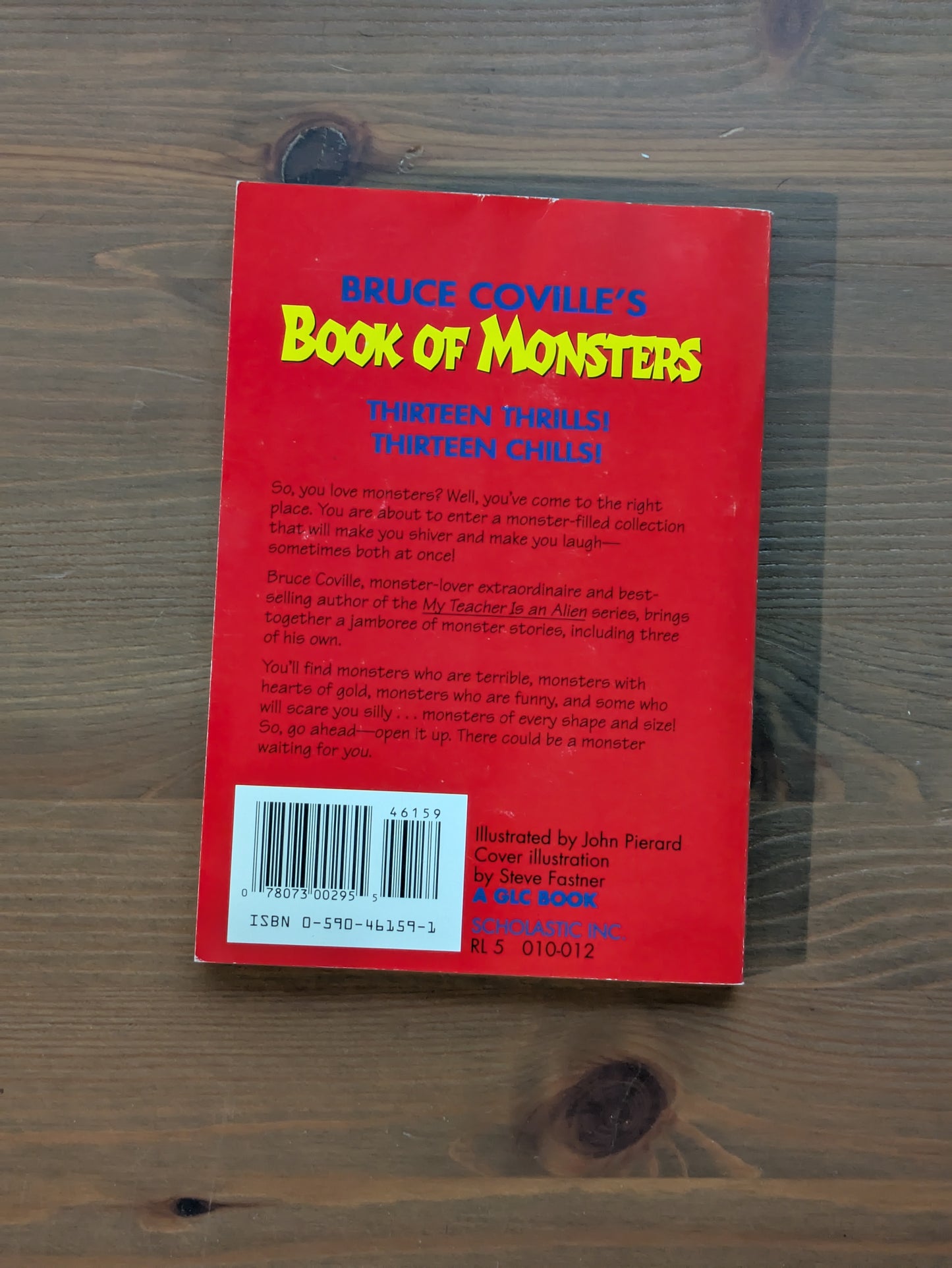 Bruce Coville's Book of Monsters: Tales to Give You the Creeps (Vintage Paperback Anthology)