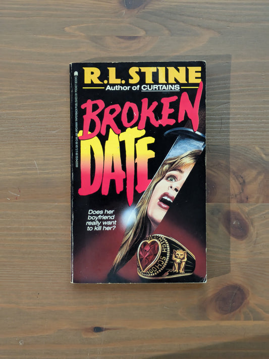 Broken Date (Vintage Paperback) by R.L. Stine