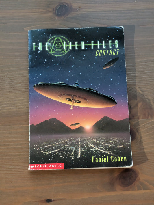 Contact (The Alien Files #1) by Daniel Cohen - Vintage Paperback