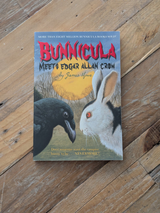Bunnicula Meets Edgar Allan Crow (Vintage Paperback) by James Howe
