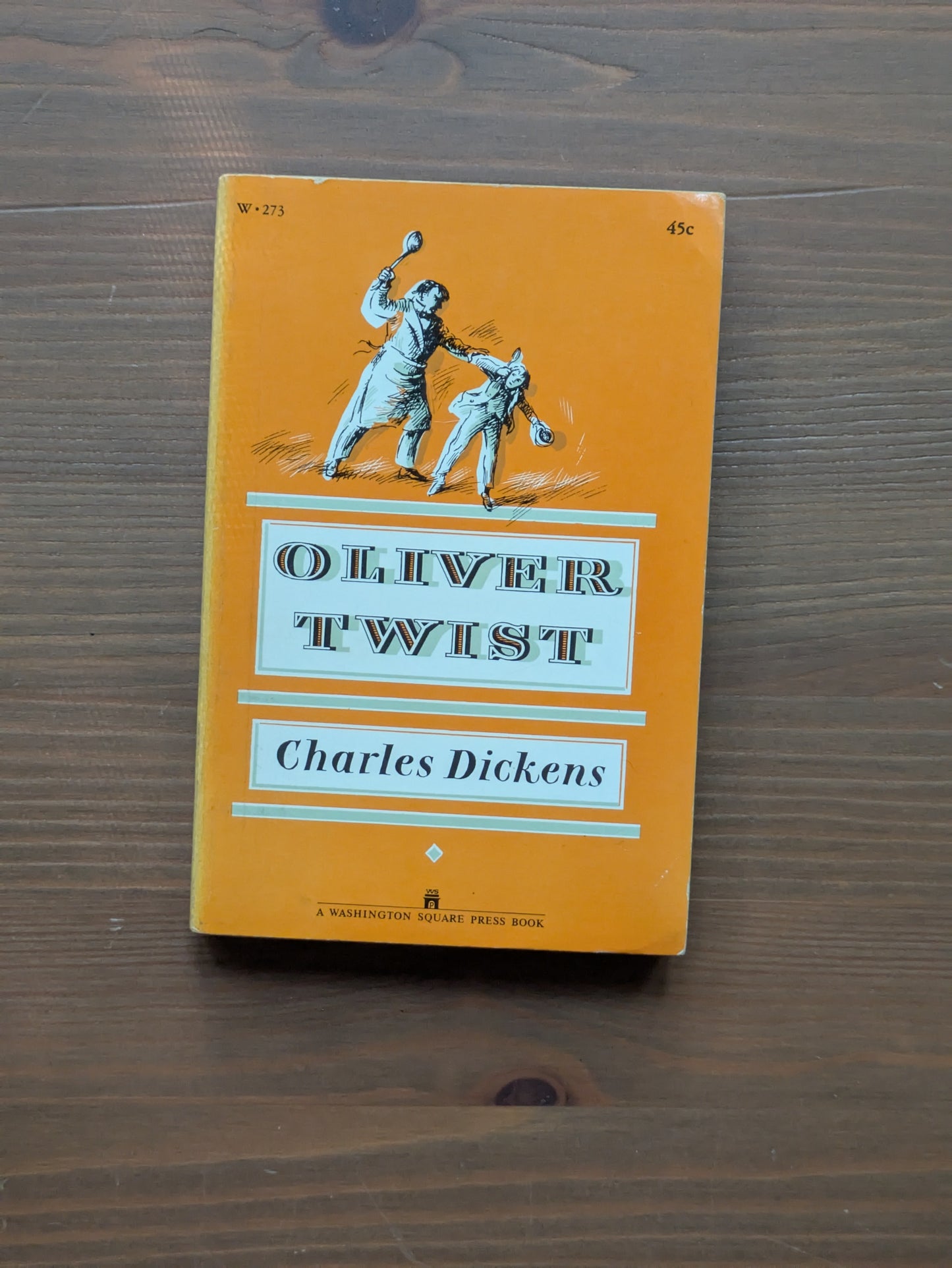 Oliver Twist (Vintage Paperback) by Charles Dickens