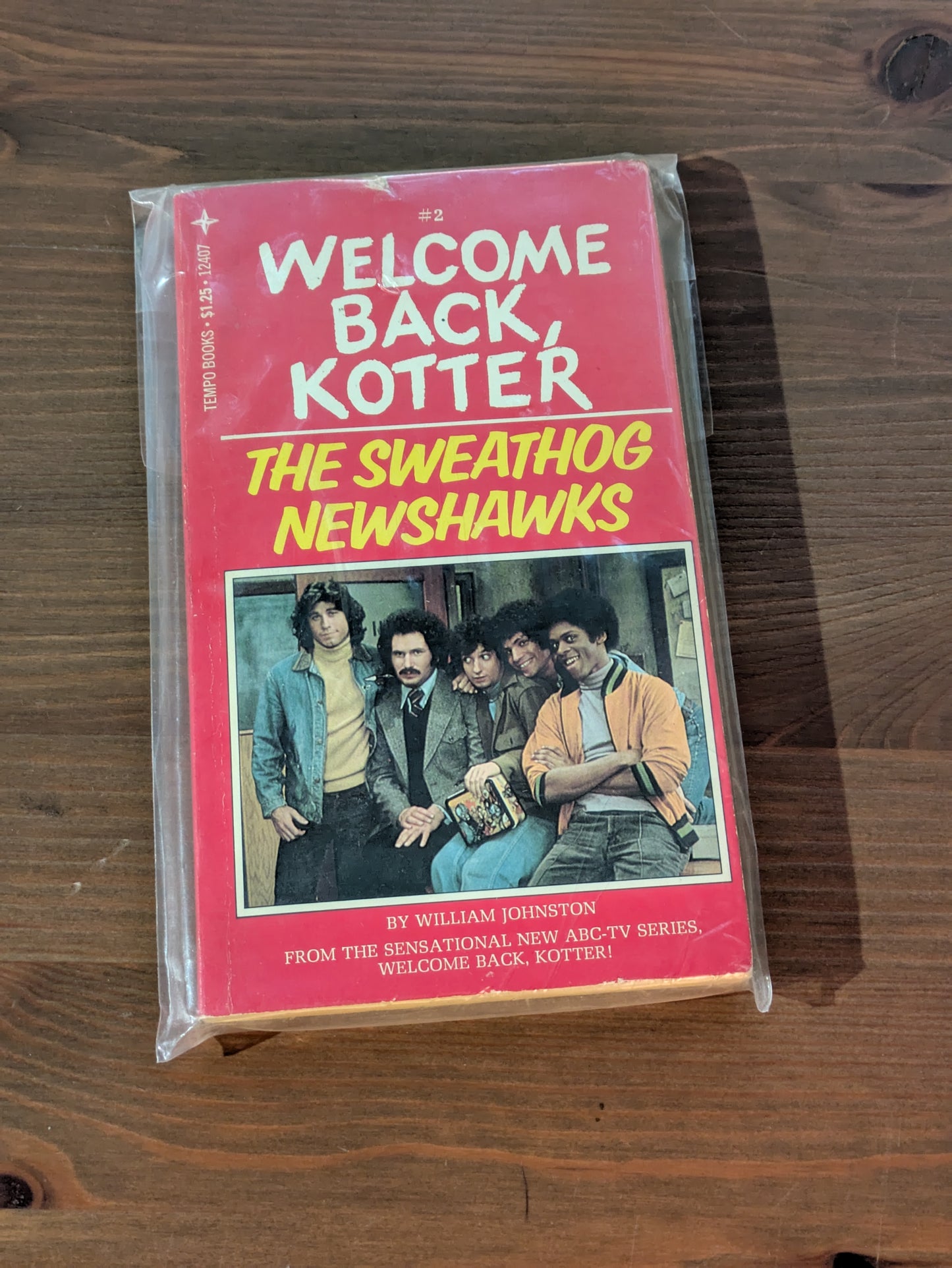 Sweathog Newshawks, The (Welcome Back, Kotter #2) by William Johnston - Vintage Paperback