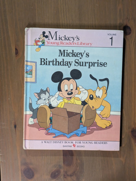 Mickey's Birthday Surprise (Young Readers #1) by Walt Disney Company, Mary Packard