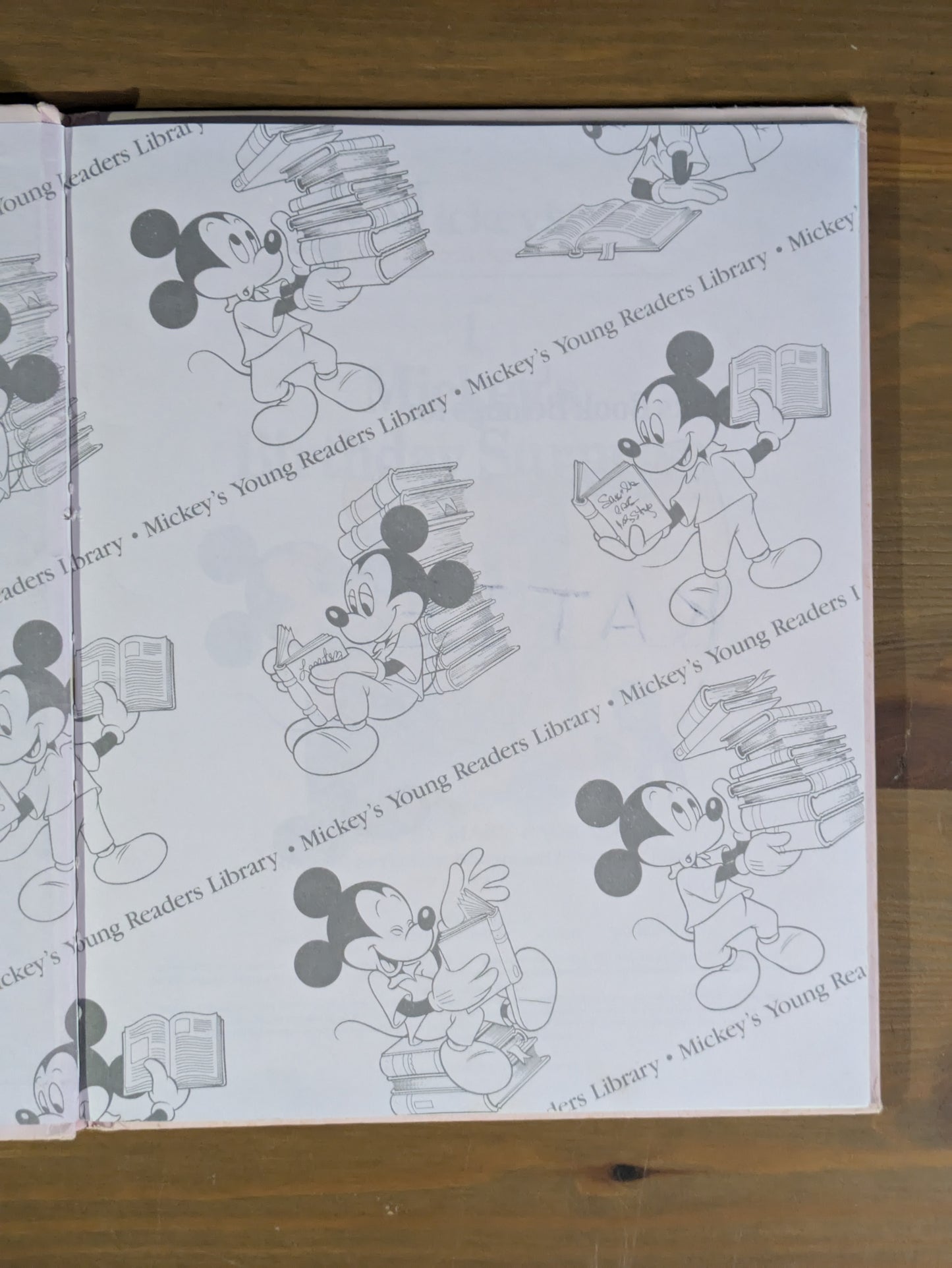 Mickey's Birthday Surprise (Young Readers #1) by Walt Disney Company, Mary Packard