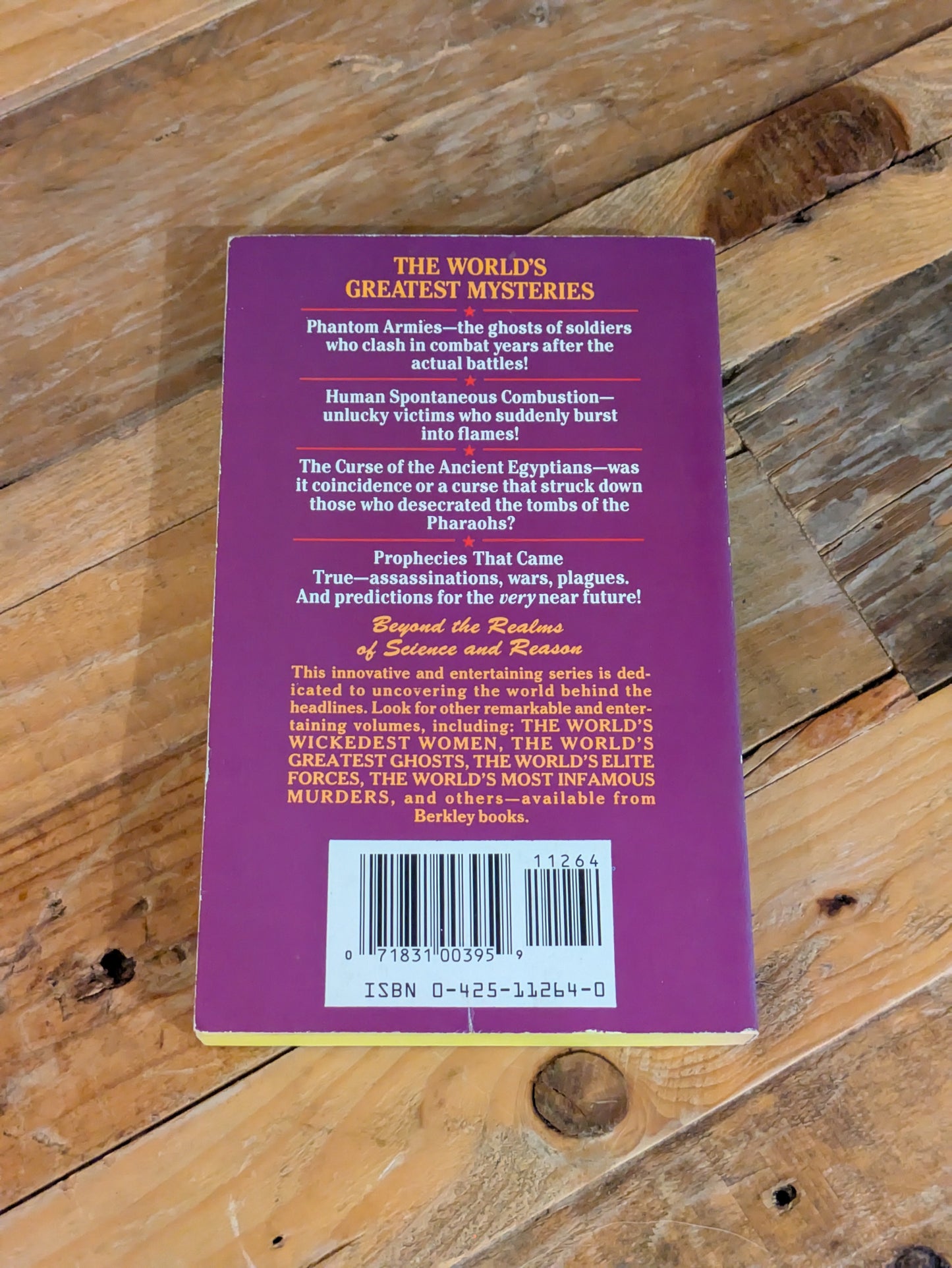 Worlds Greatest Mysteries (Vintage Paperback) by Nigel Blundell