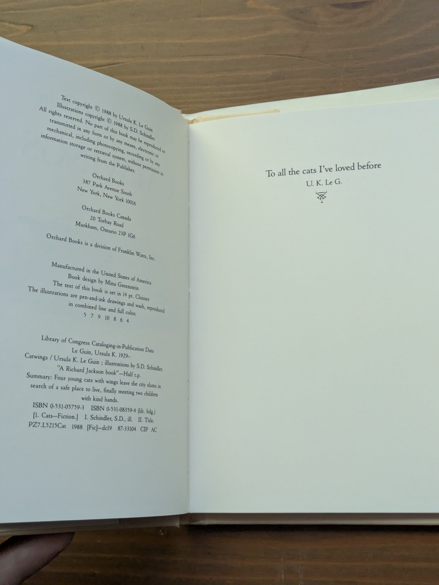 Catwings (Vintage 1988 Hardcover) by Ursula K. Le Guin, S.D. Schindler (Illustrator)