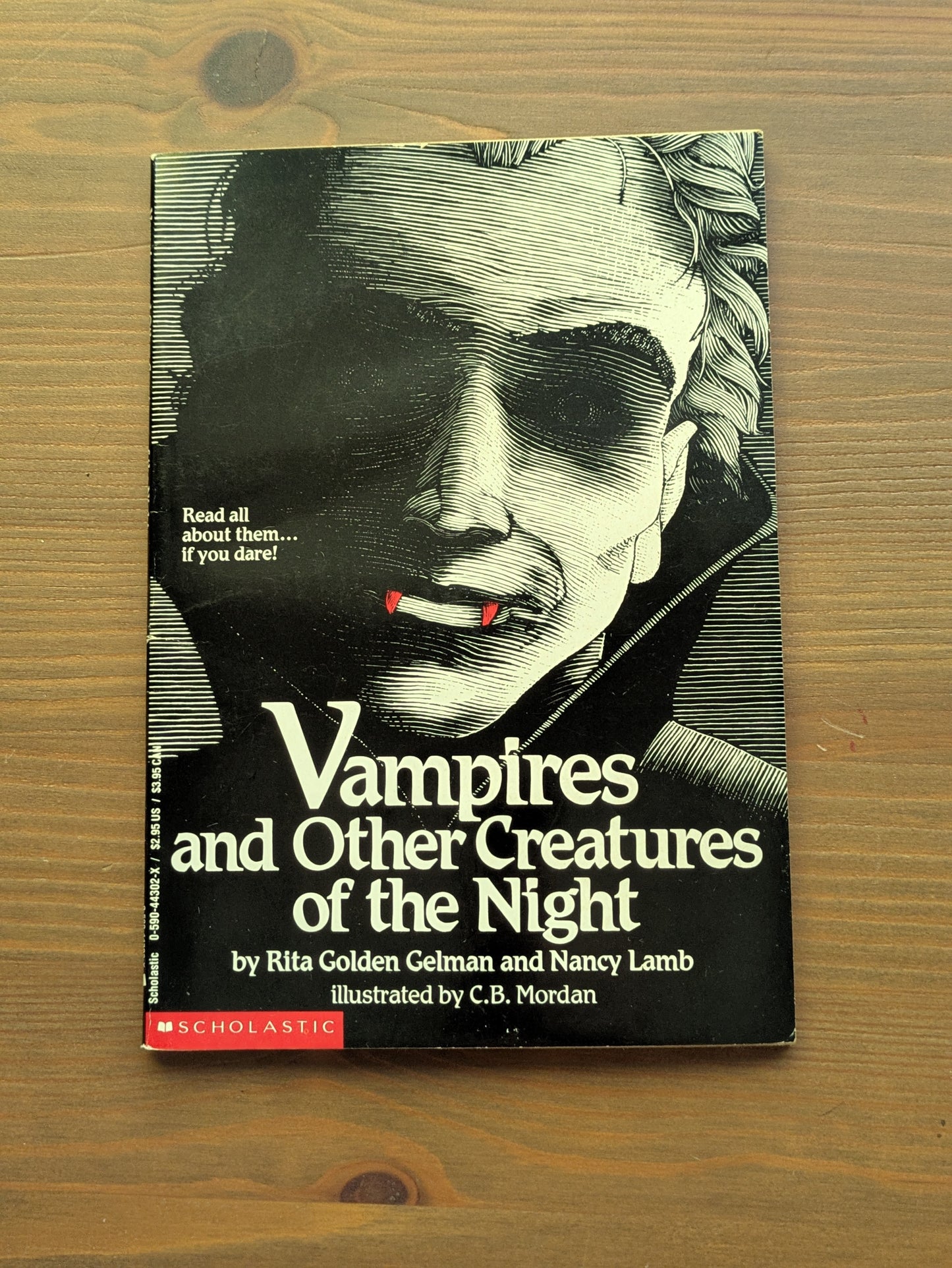 Vampires and Other Creatures of the Night (Vintage Paperback) by Rita Golden Gelman, Nancy Lamb