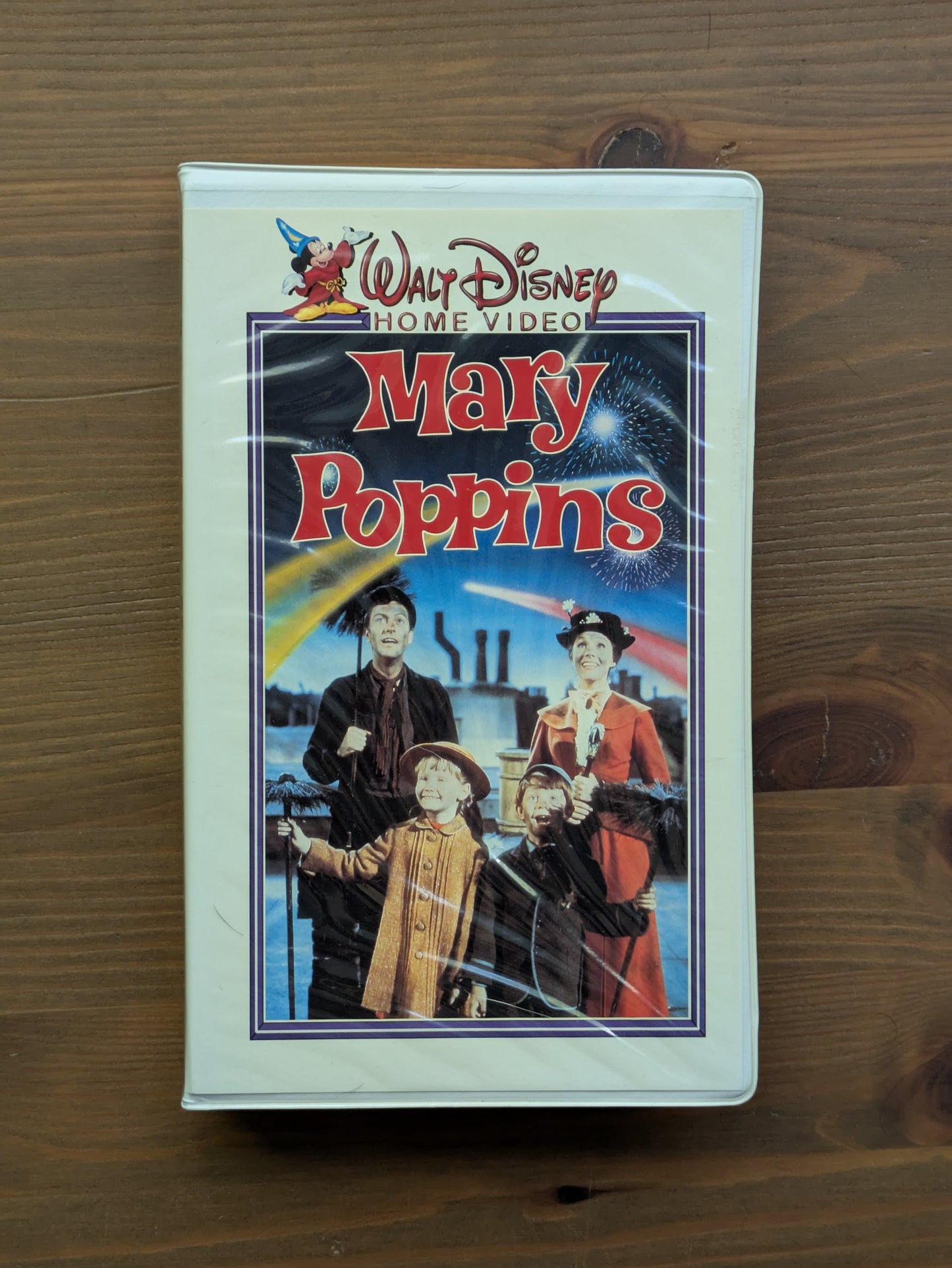 Disney's Mary Poppins (Vintage VHS Tape) White Clamshell