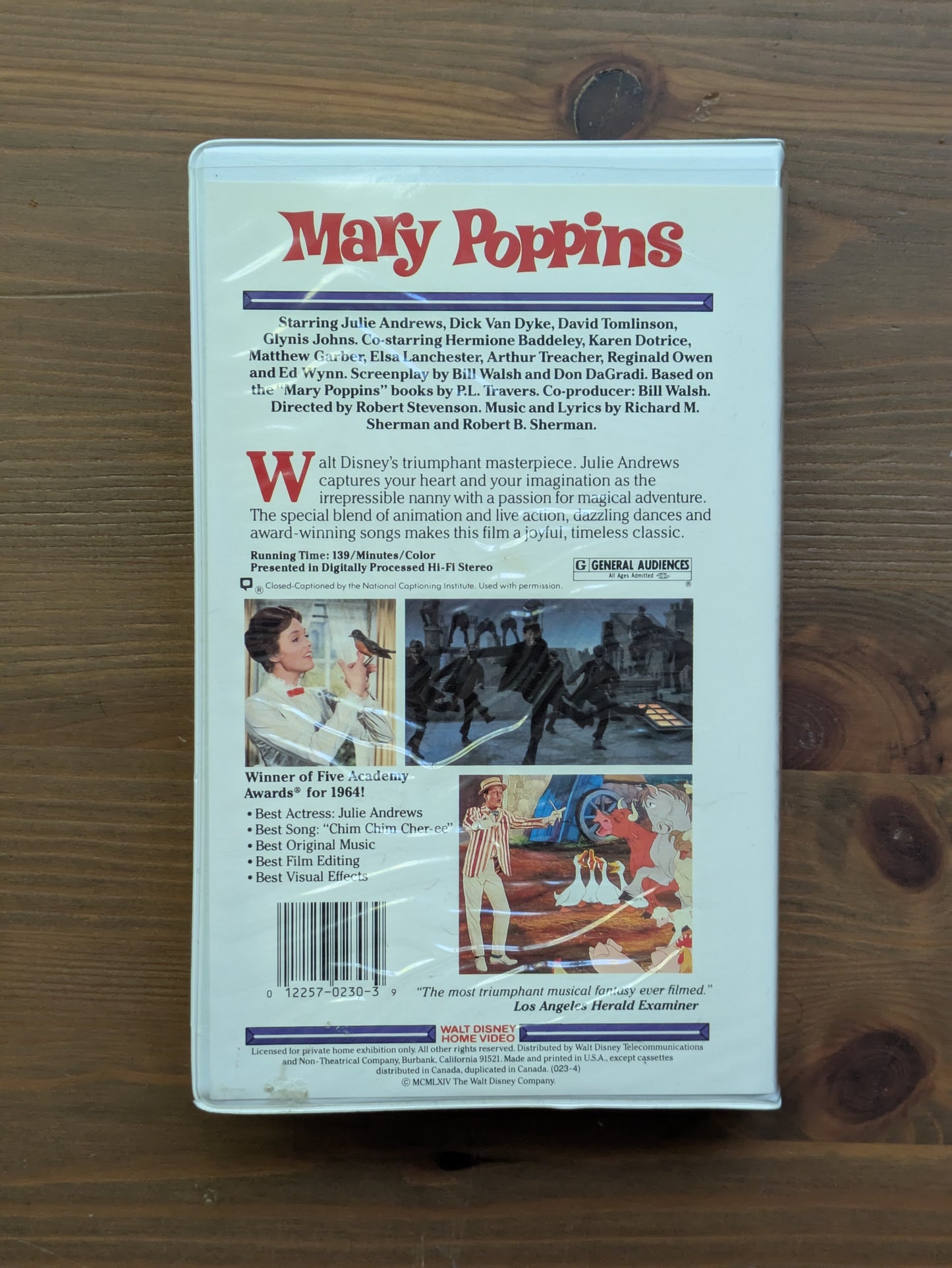 Disney's Mary Poppins (Vintage VHS Tape) White Clamshell