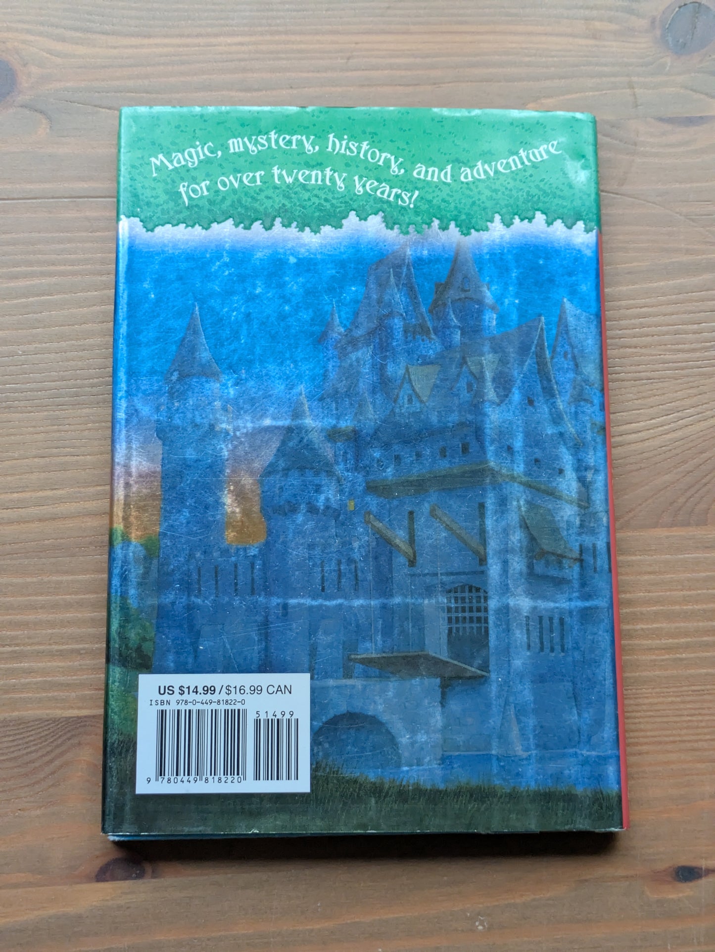 Knight at Dawn, The (Magic Tree House #2) by Mary Pope Osborne - Hardcover