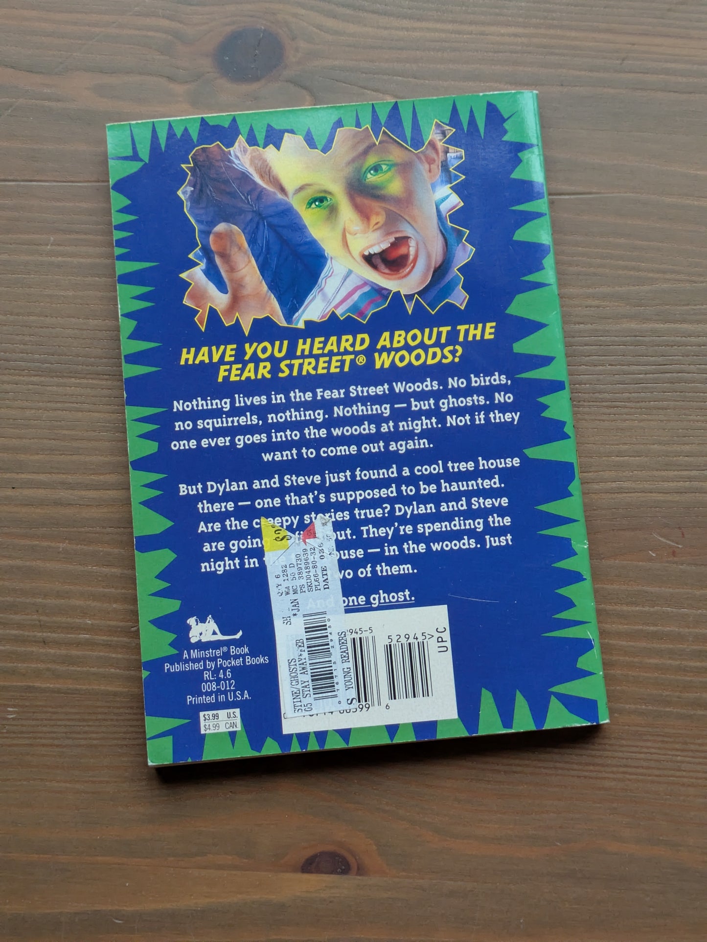 Stay Away from the Treehouse (Ghosts of Fear Street #5) by R.L. Stine - Vintage Paperback