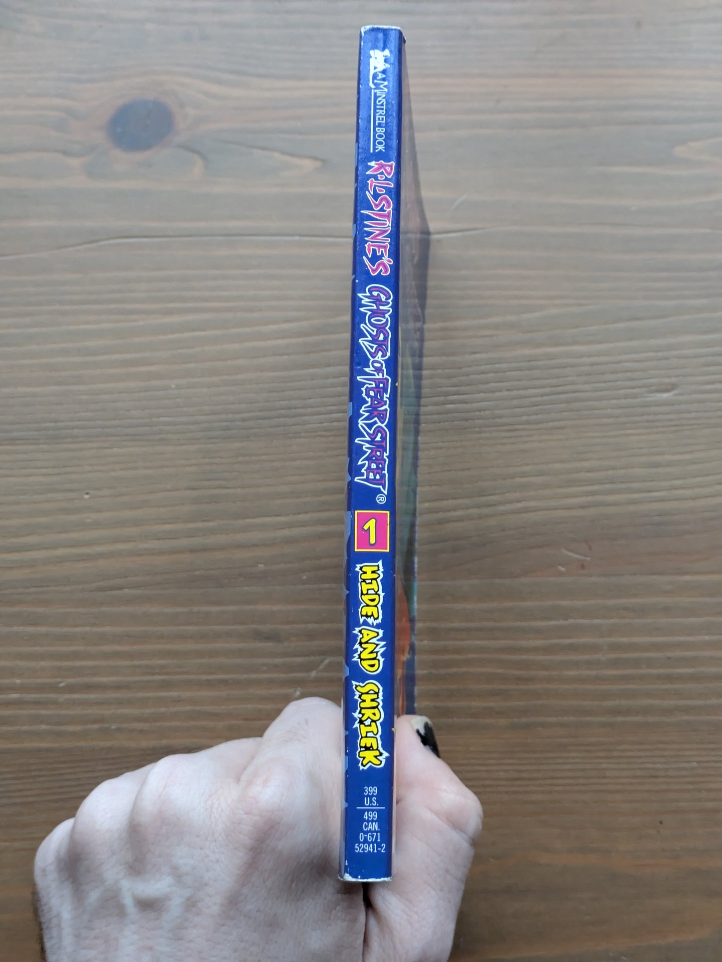 Hide and Shriek (Ghosts of Fear Street #1) Mass Market Paperbound R. L. Stine