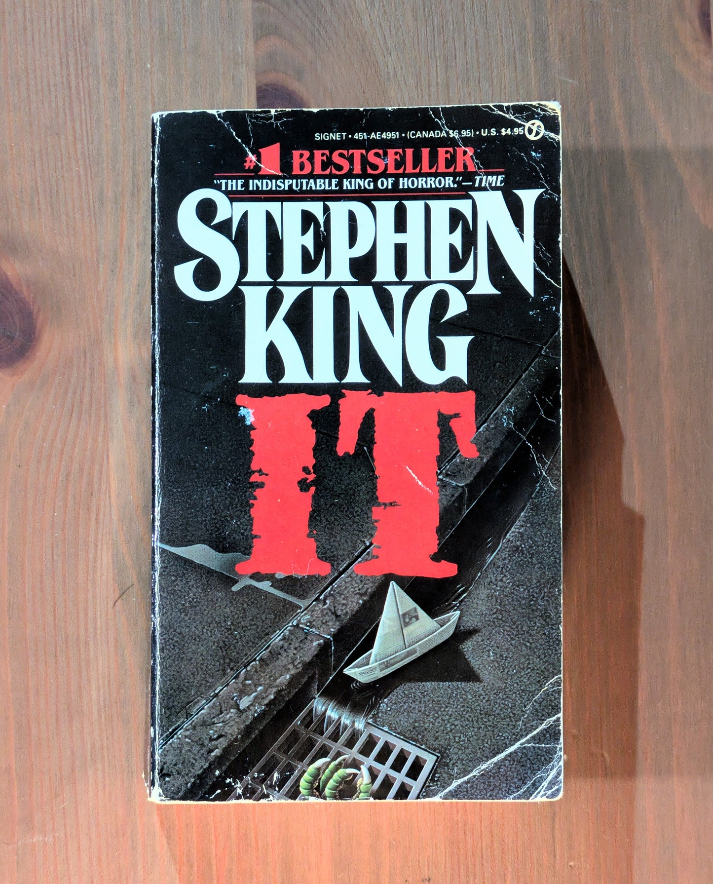 IT: A Novel (Vintage Paperback) by Stephen King