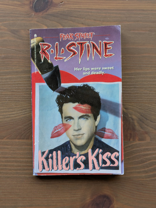 Killer's Kiss (Fear Street #42) by R.L. Stine - Rare Vintage Paperback