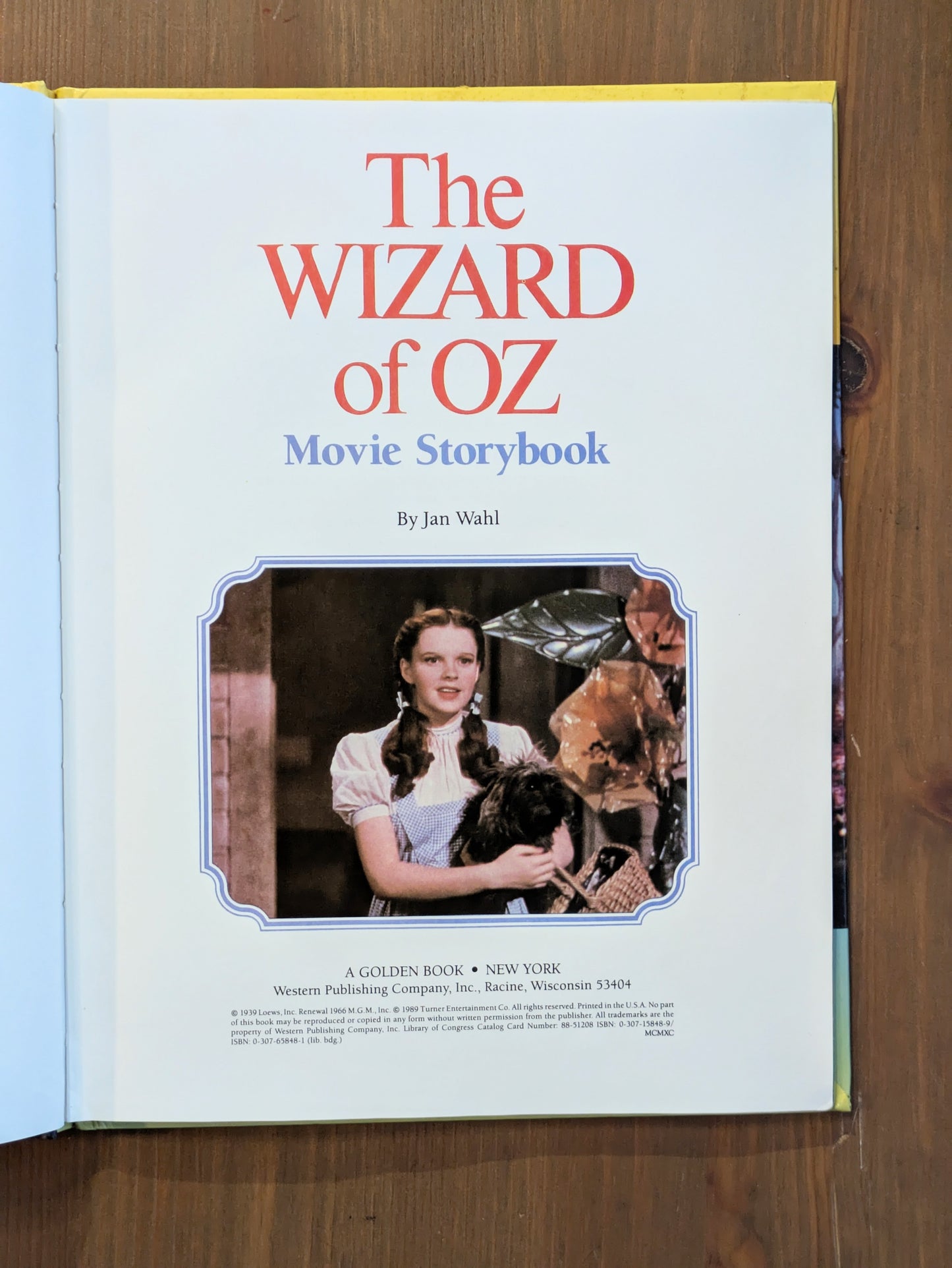 Wizard of Oz Movie Storybook, The (Vintage Paperback) by Jan Wahl