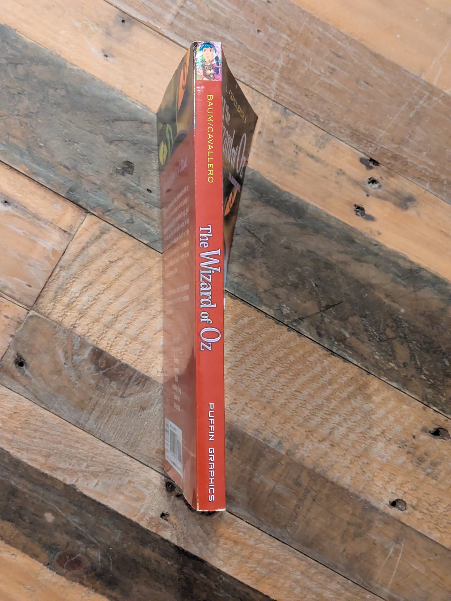 Wizard of Oz: The Graphic Novel (Paperback) by Michael Cavallaro (Adaptor), L. Frank Baum