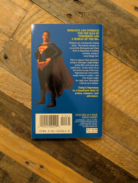 Heat Wave (Lois & Clark: The New Adventures of Superman #1) by Michael Jan Friedman - Vintage Tie-In Paperback