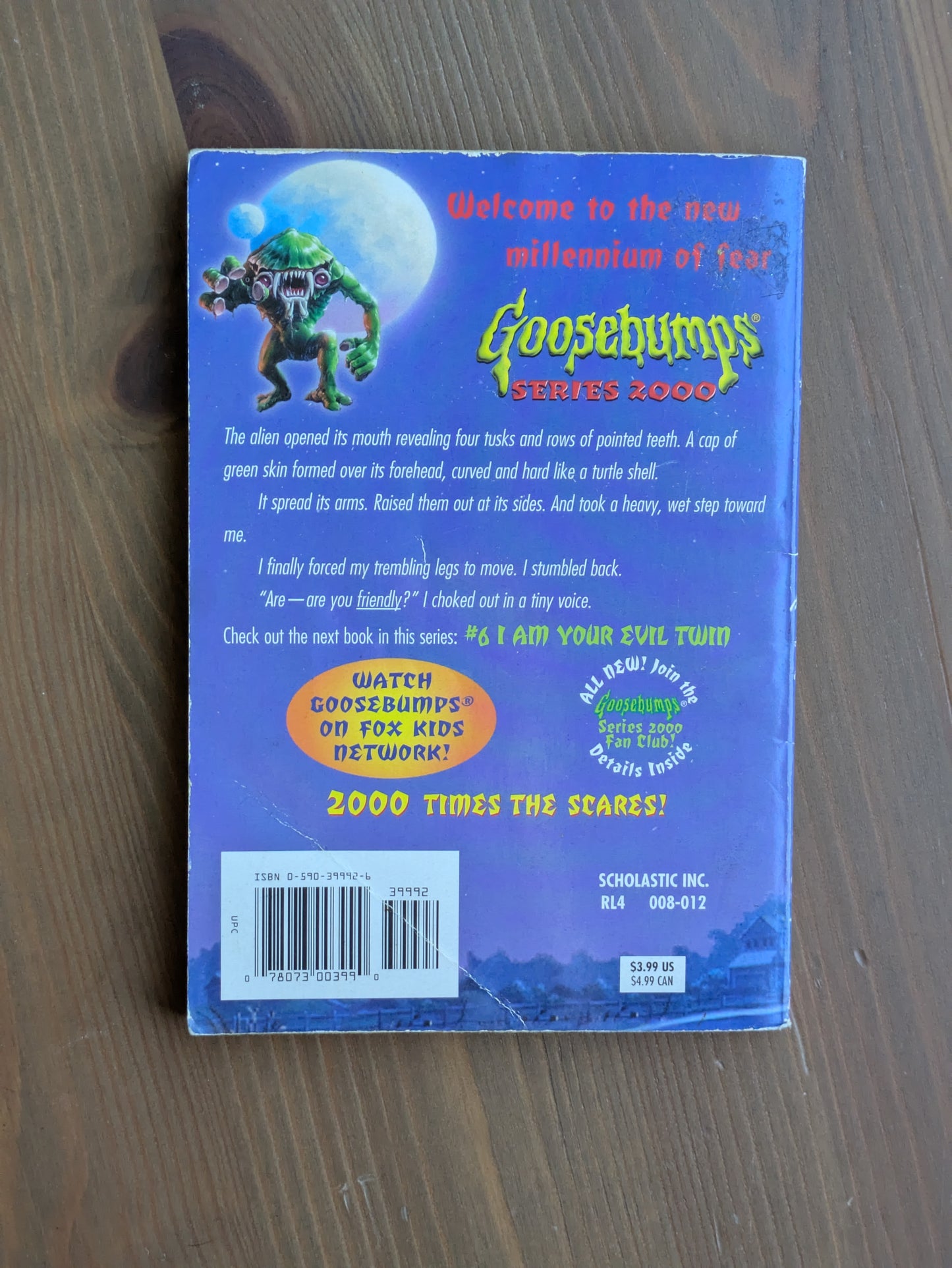 Invasion of the Body Squeezers: Part 2 (Goosebumps 2000 #5) by R.L. Stine - Vintage Paperback