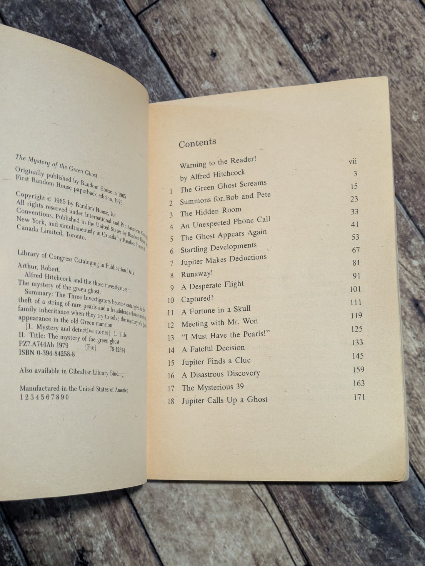 Mystery of the Green Ghost (Alfred Hitchcock & The Three Investigators #4) by Robert Arthur - Vintage Paperback