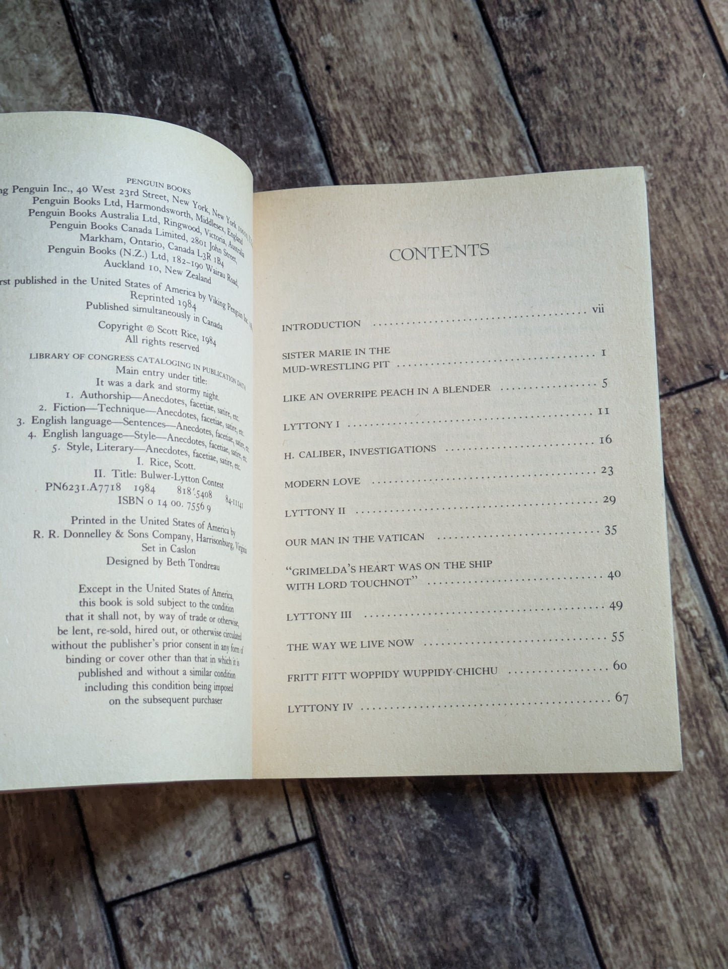 It Was a Dark and Stormy Night (The Best from the Bulwer-Lytton Contest) by Scott Rice (Editor)