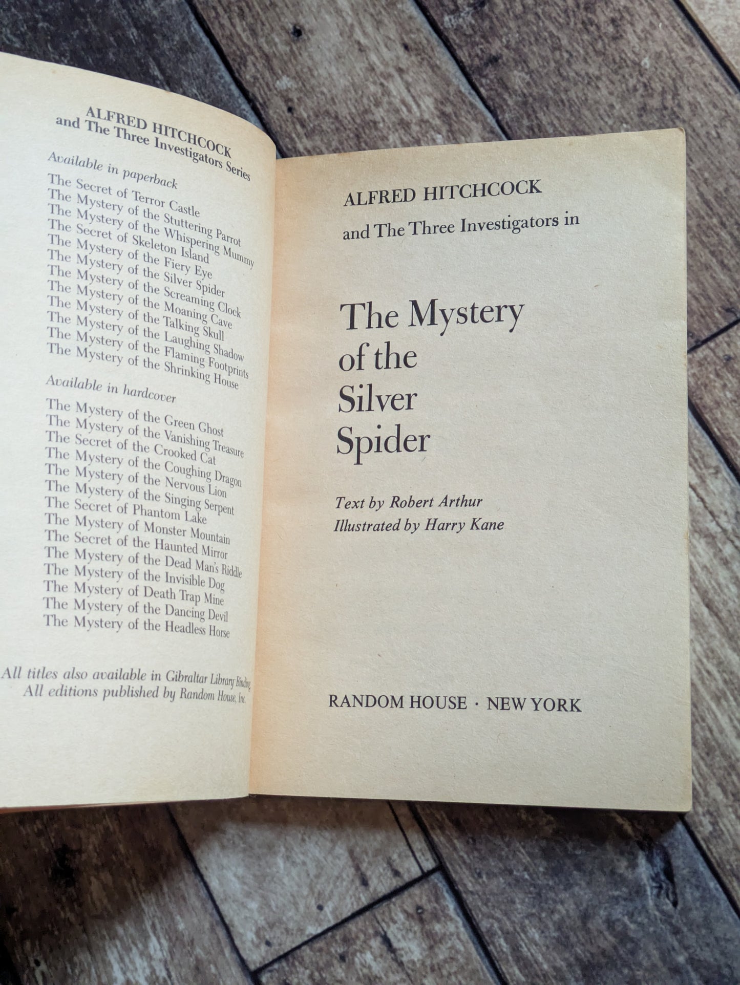 Mystery of the Silver Spider (Classic Three Investigators #8) by Robert Arthur - Vintage Paperback