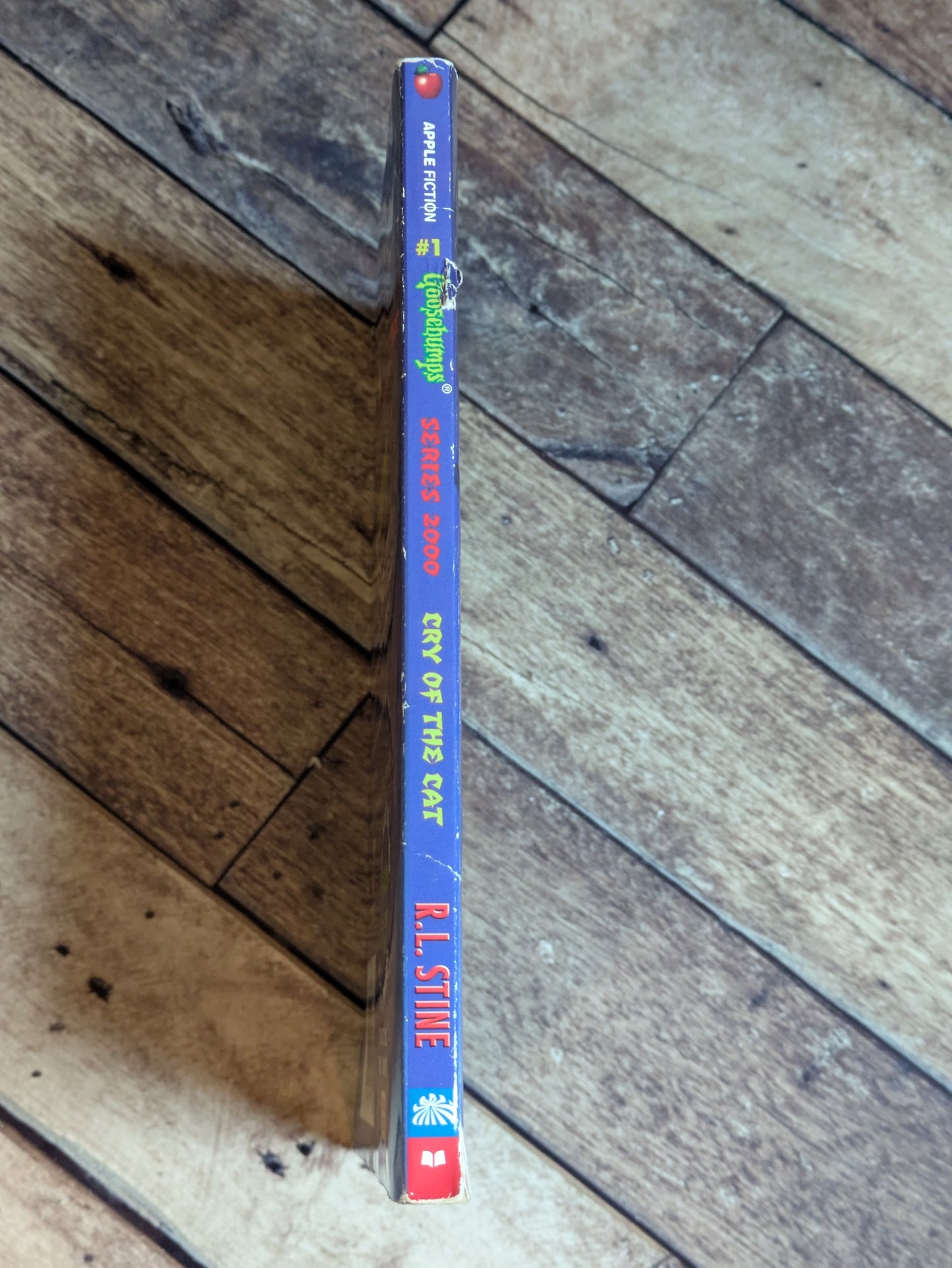 Cry of the Cat (Goosebumps 2000 #1) by R.L. Stine - Vintage Paperback
